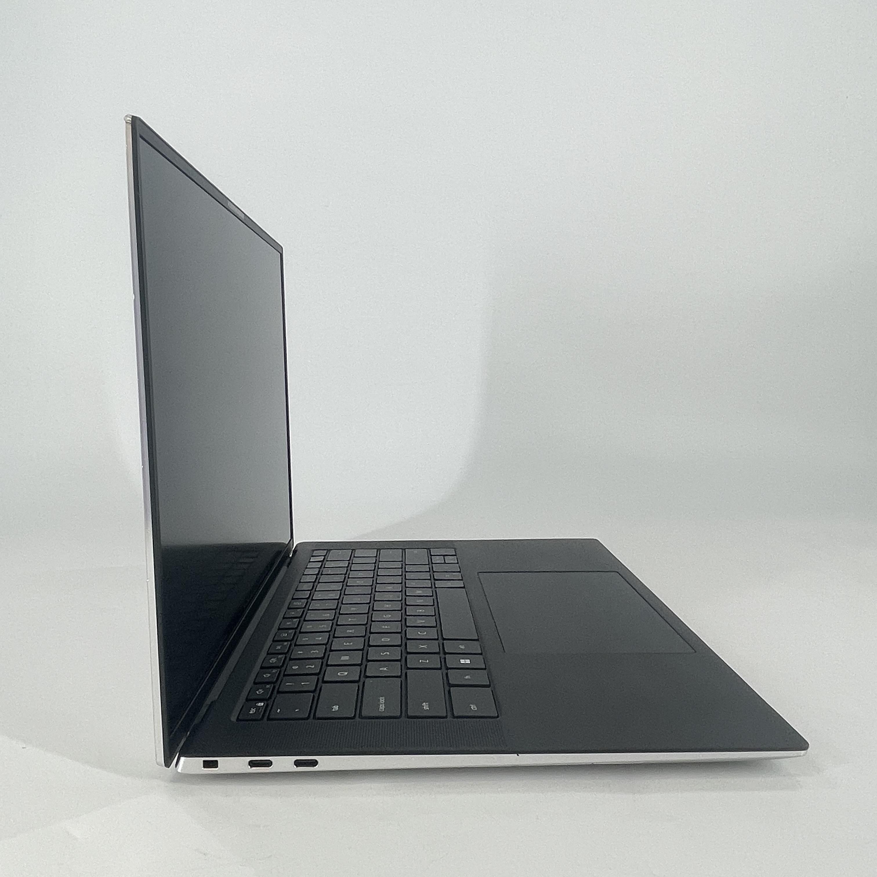 Dell XPS 15 9530 Silver 2.4 GHz Intel Core i7 13th Gen. 32GB RAM 512GB Solid State Drive Intel Arc A370M 4 GB