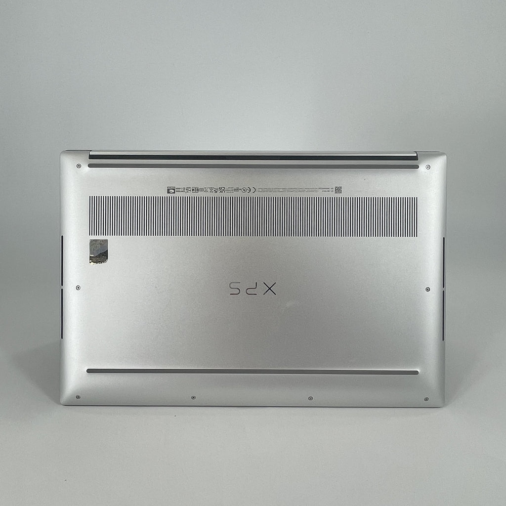 Dell XPS 15 9530 Silver 2.4 GHz Intel Core i7 13th Gen. 32GB RAM 512GB Solid State Drive Intel Arc A370M 4 GB