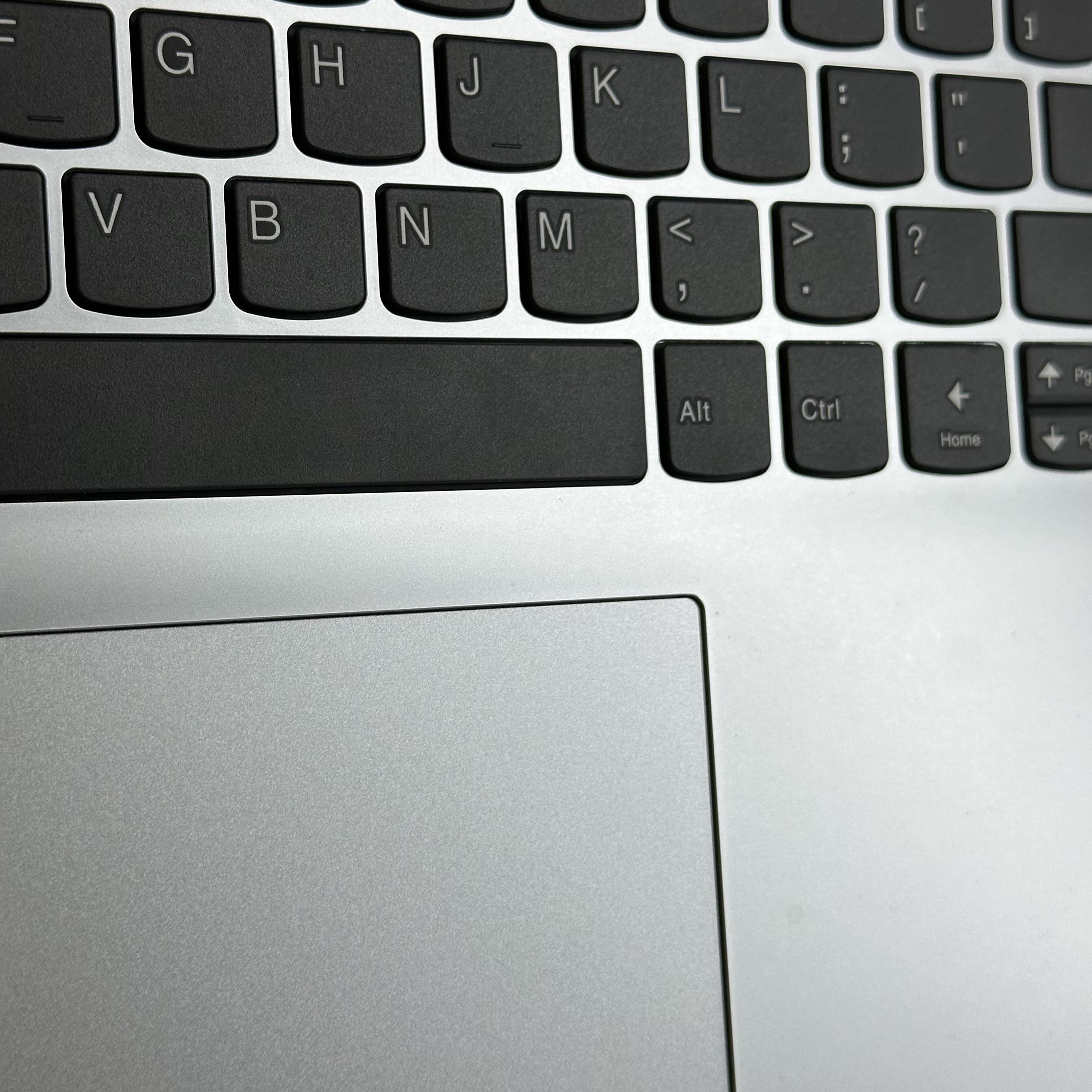 Lenovo IdeaPad 1 15.6 Cloud Grey 1.1 GHz Intel Celeron N4500 36GB RAM 128GB Embedded MultiMediaCard 1TB Solid State Drive