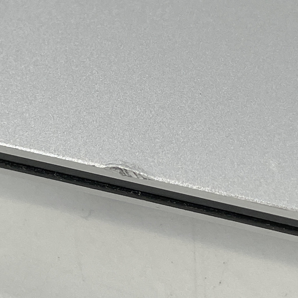 Dell XPS 15 9530 Silver 2.4 GHz Intel Core i7 13th Gen. 32GB RAM 512GB Solid State Drive Intel Arc A370M 4 GB