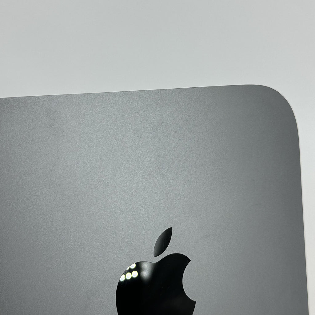 Apple Mac Mini 2018 Space Gray 3.0 GHz Intel Core i7 8th Gen. 16GB RAM 256GB Solid State Drive