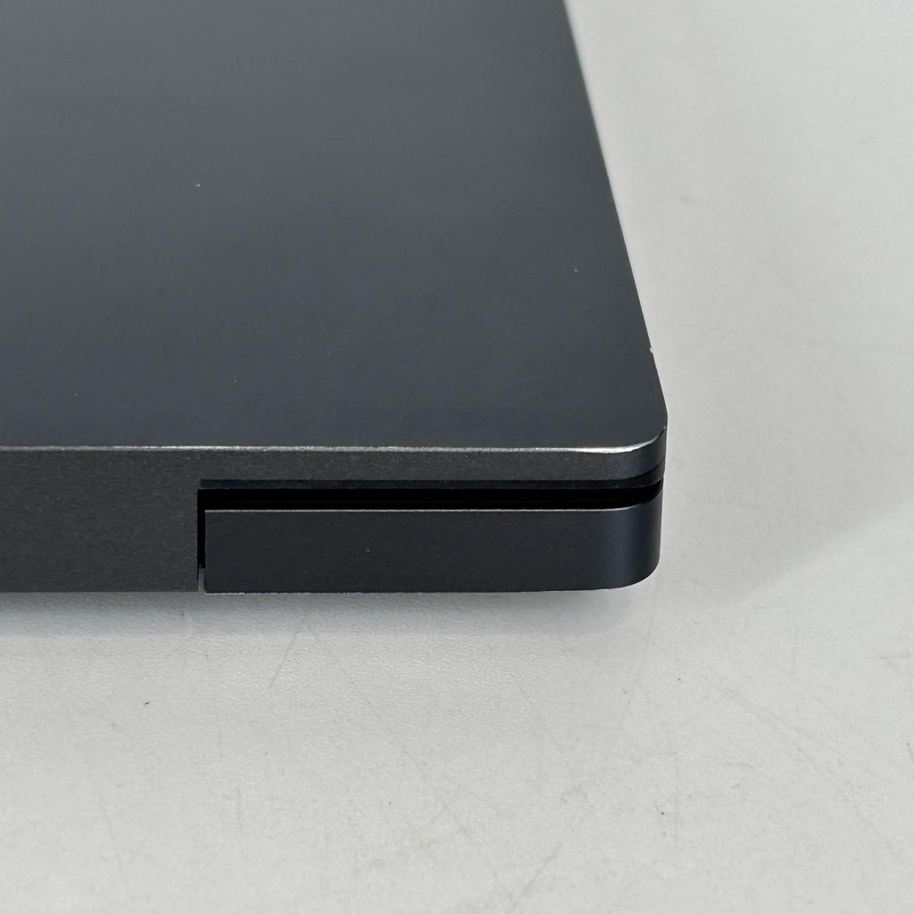 Dell XPS 13 Plus 9320 Gray 2.1 GHz Intel Core i7 12th Gen. 32GB RAM 512GB Solid State Drive