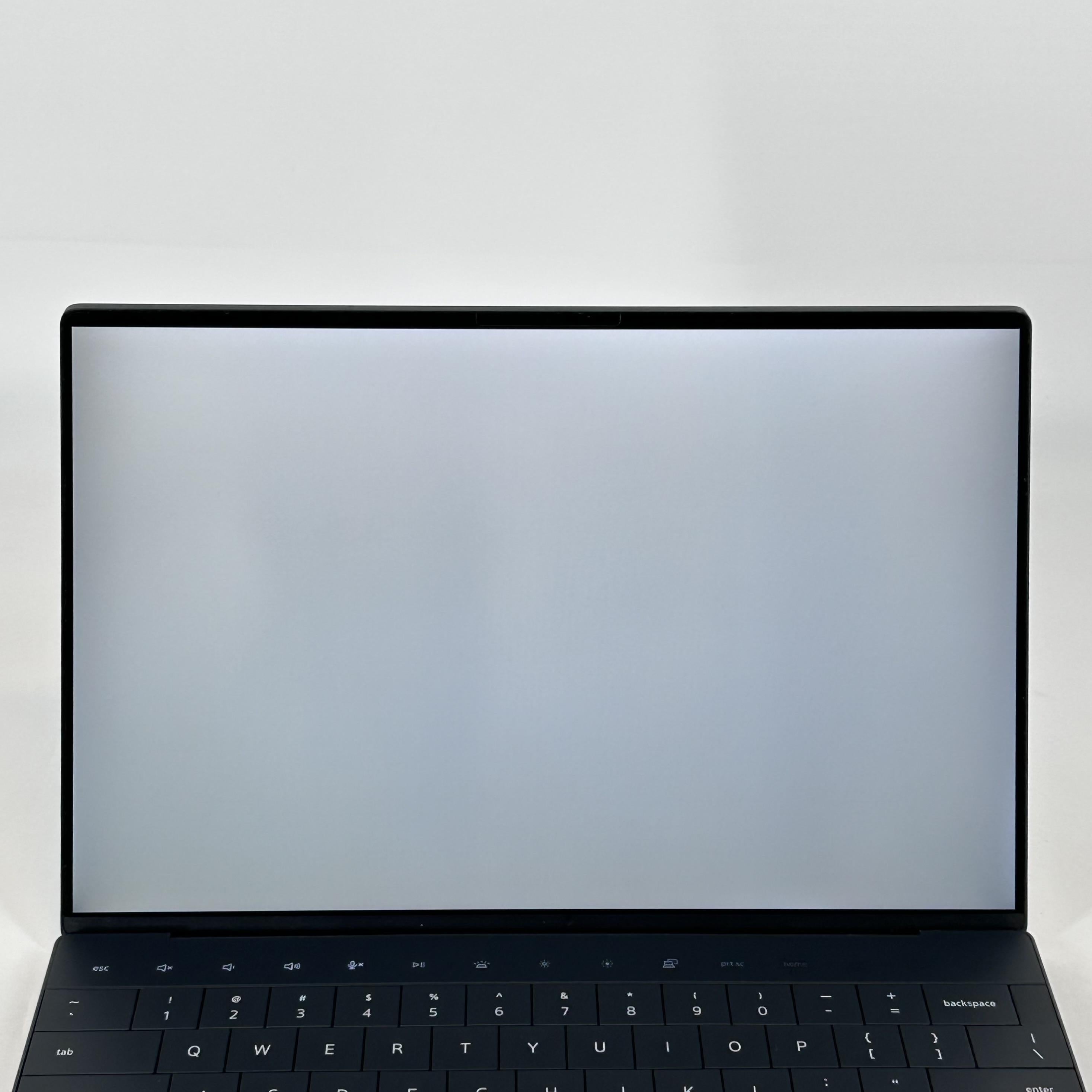 Dell XPS 13 Plus 9320 Gray 2.1 GHz Intel Core i7 12th Gen. 32GB RAM 512GB Solid State Drive