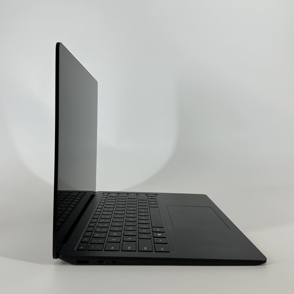 Microsoft Surface Laptop 3 13.5 Black 1.3 GHz Intel Core i7 10th Gen. 16GB RAM 1TB Solid State Drive