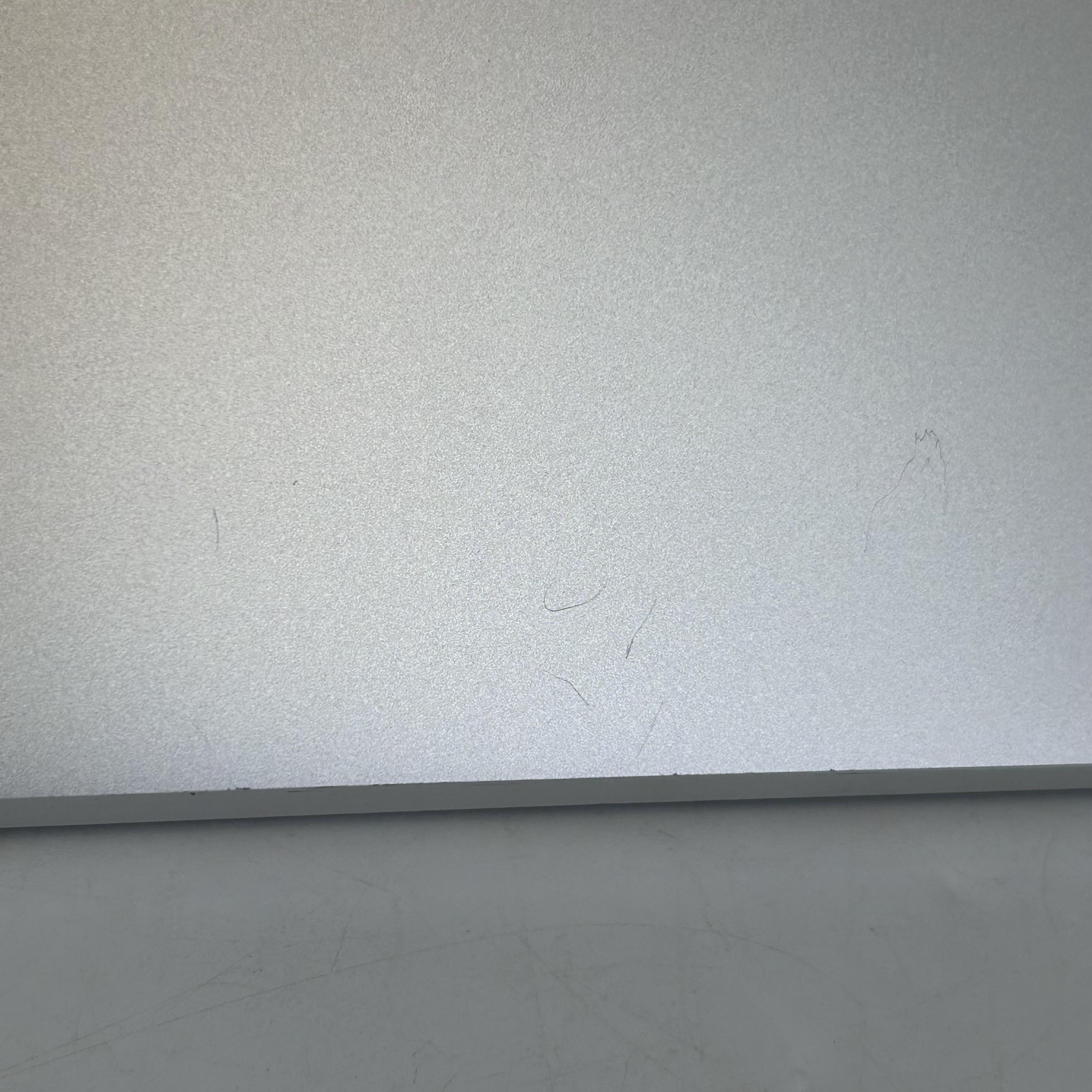 Dell XPS 15 9530 Silver 2.4 GHz Intel Core i7 13th Gen. 64GB RAM 1TB Solid State Drive Intel Arc A370M 4 GB
