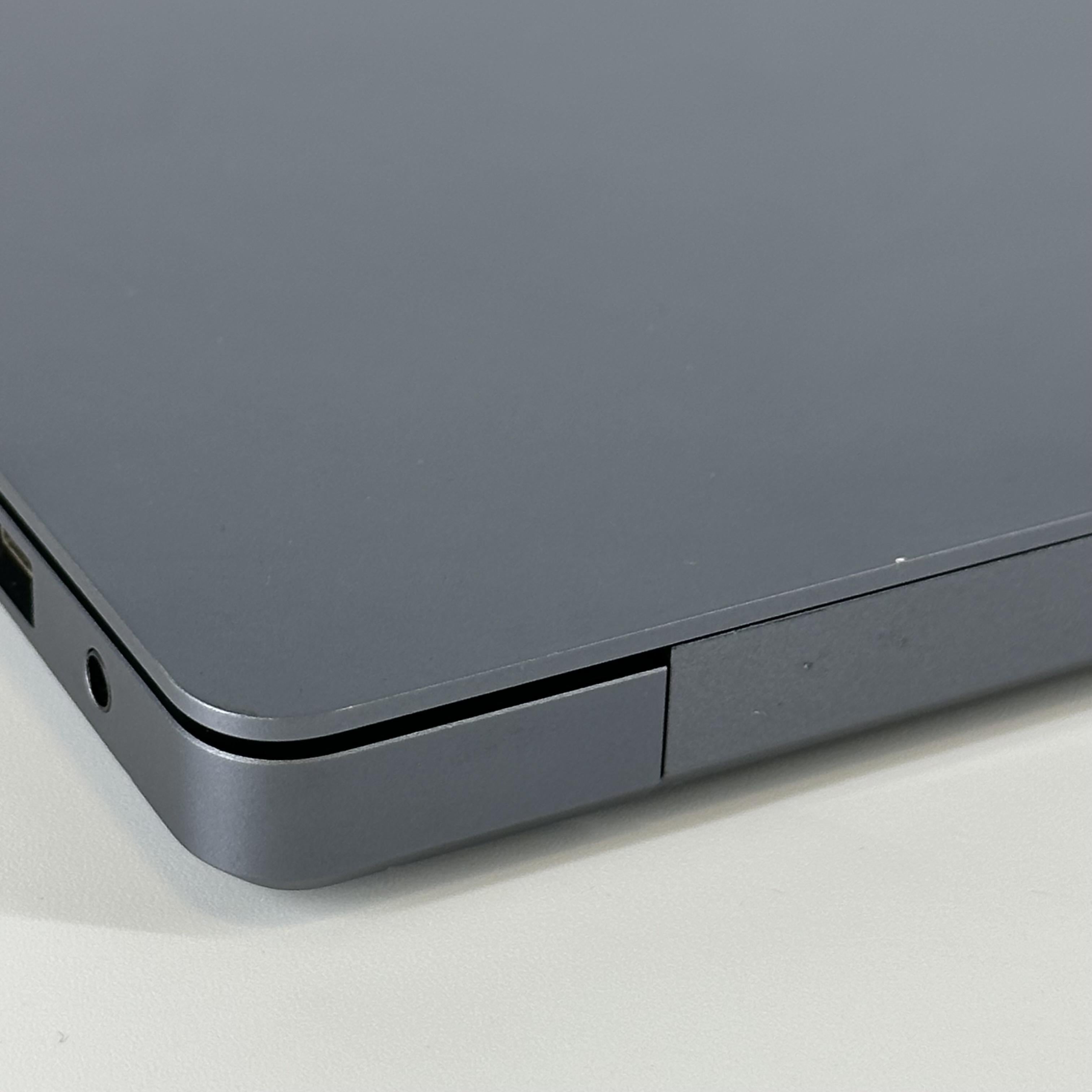 Samsung Galaxy Book4 Ultra 16 Silver 3.8 GHz Intel Core Ultra 7 16GB RAM 1TB Solid State Drive NVIDIA GeForce RTX 4050 6 GB
