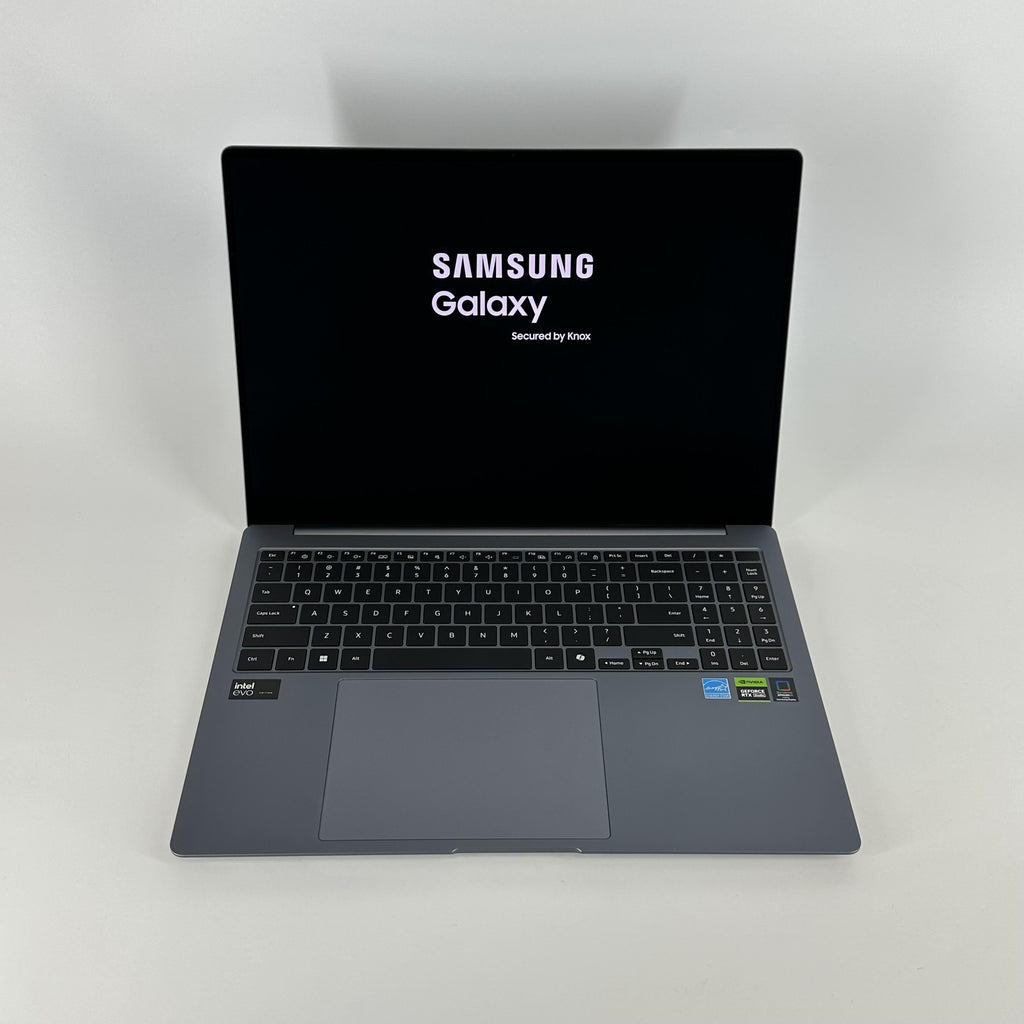 Samsung Galaxy Book4 Ultra 16 Silver 3.8 GHz Intel Core Ultra 7 16GB RAM 1TB Solid State Drive NVIDIA GeForce RTX 4050 6 GB