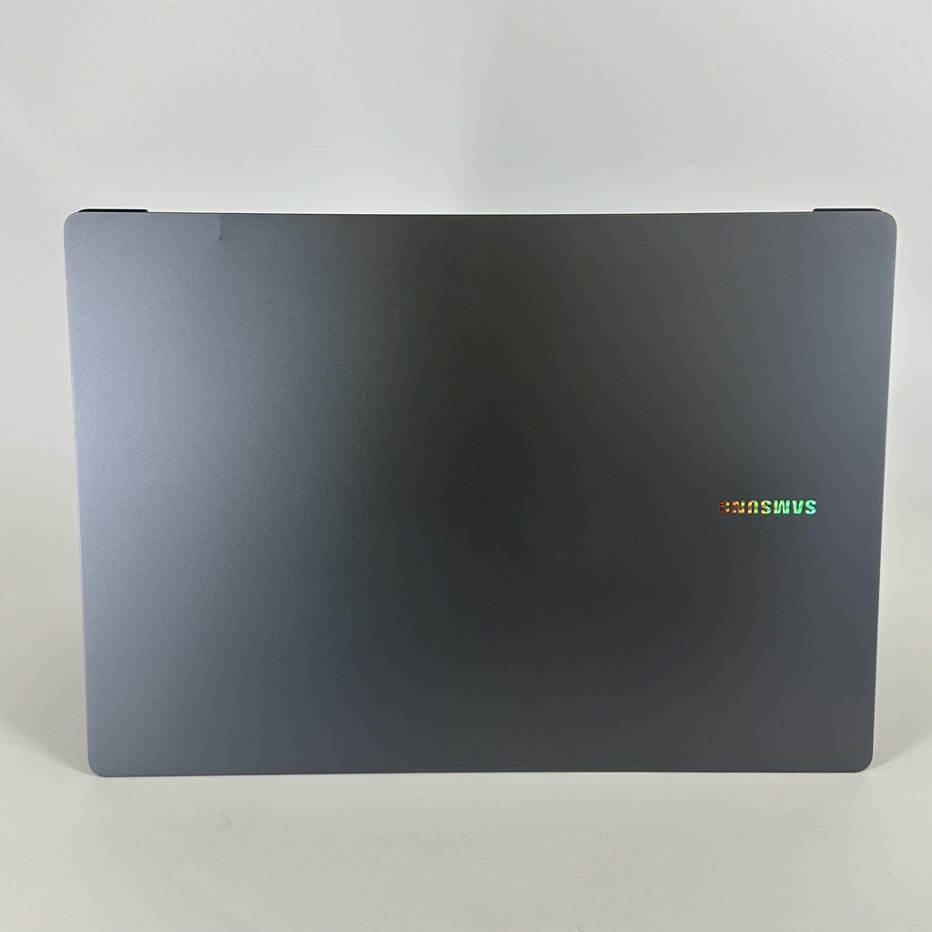Samsung Galaxy Book4 Ultra 16 Silver 3.8 GHz Intel Core Ultra 7 16GB RAM 1TB Solid State Drive NVIDIA GeForce RTX 4050 6 GB