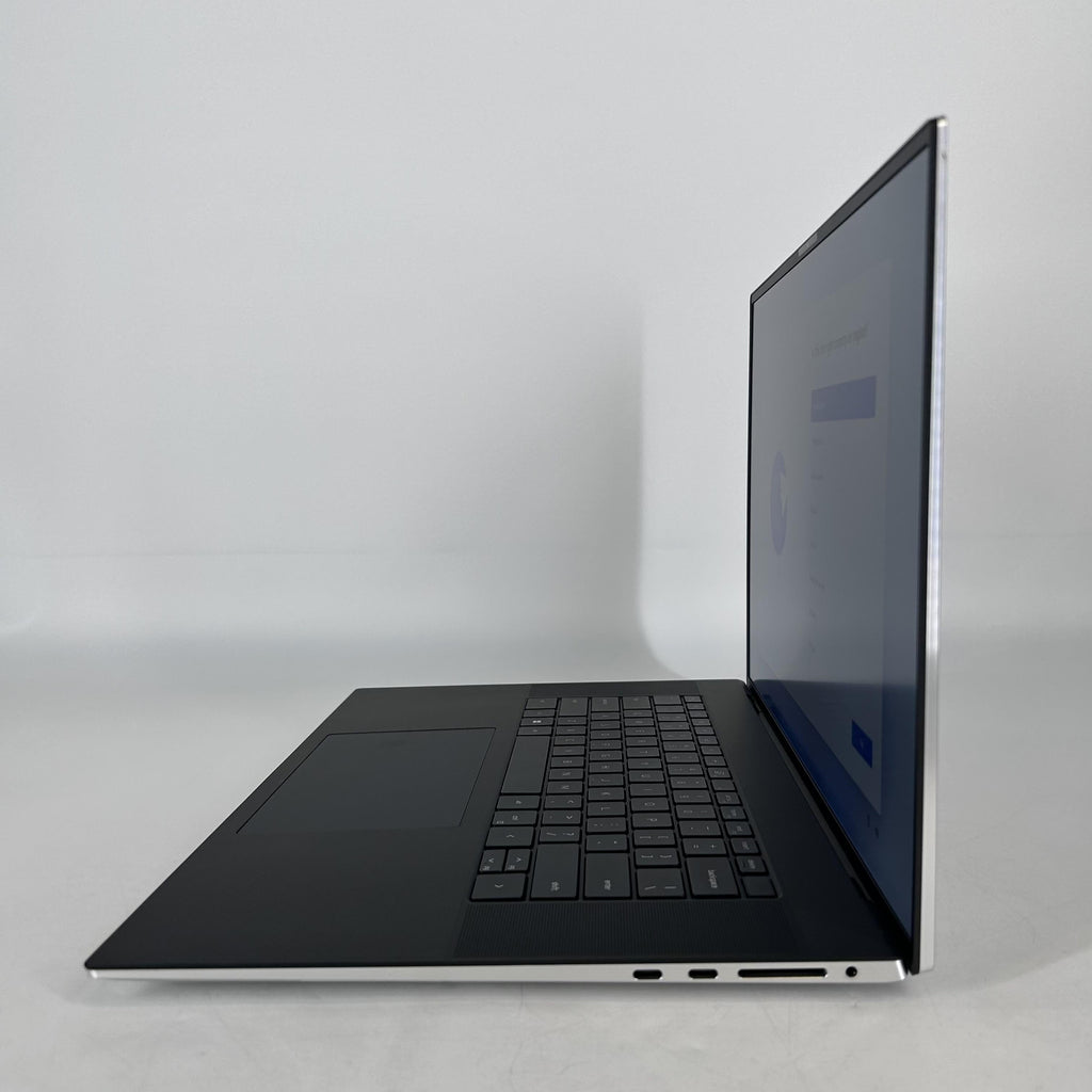 Dell XPS 17 9730 Silver 2.6 GHz Intel Core i9 13th Gen. 32GB RAM 1TB Solid State Drive NVIDIA GeForce RTX 4080 12 GB