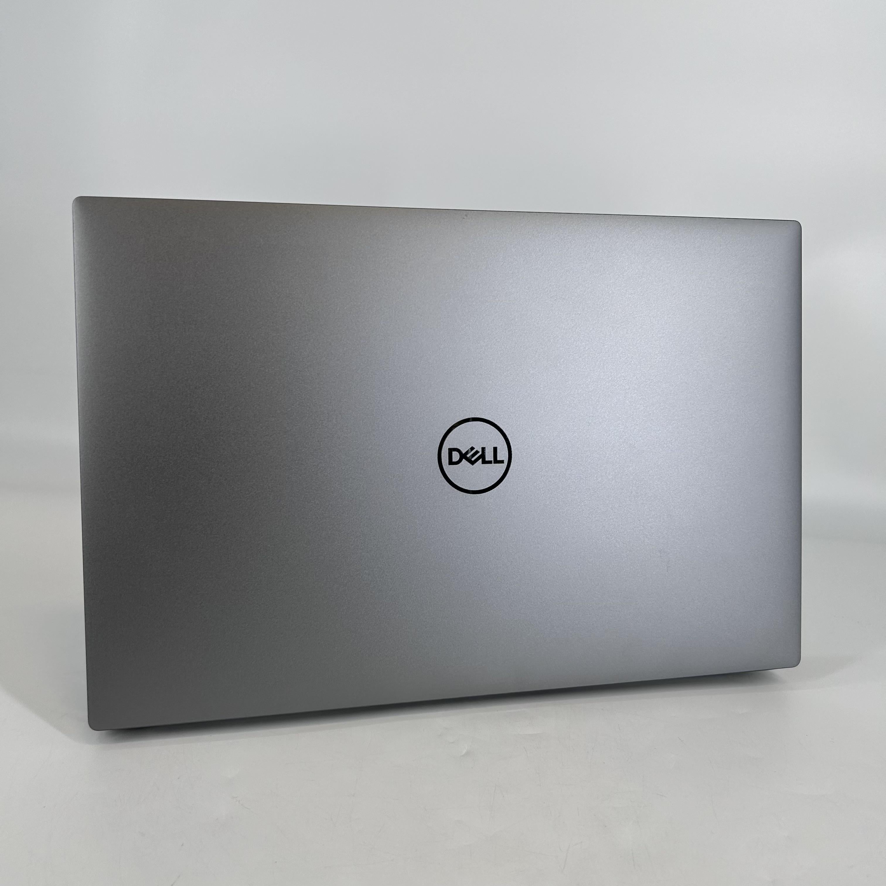Dell Precision 5560 15.6 Gray 2.3 GHz Intel Core i7 11th Gen. 16GB RAM 512GB Solid State Drive NVIDIA Quadro T1200 4 GB