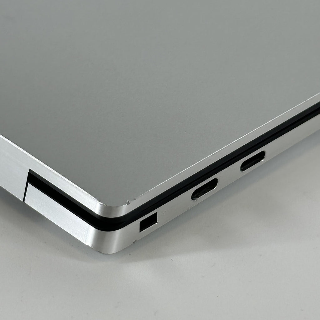 Dell XPS 15 9530 Silver 2.4 GHz Intel Core i7 13th Gen. 16GB RAM 512GB Solid State Drive NVIDIA GeForce RTX 4050 6 GB
