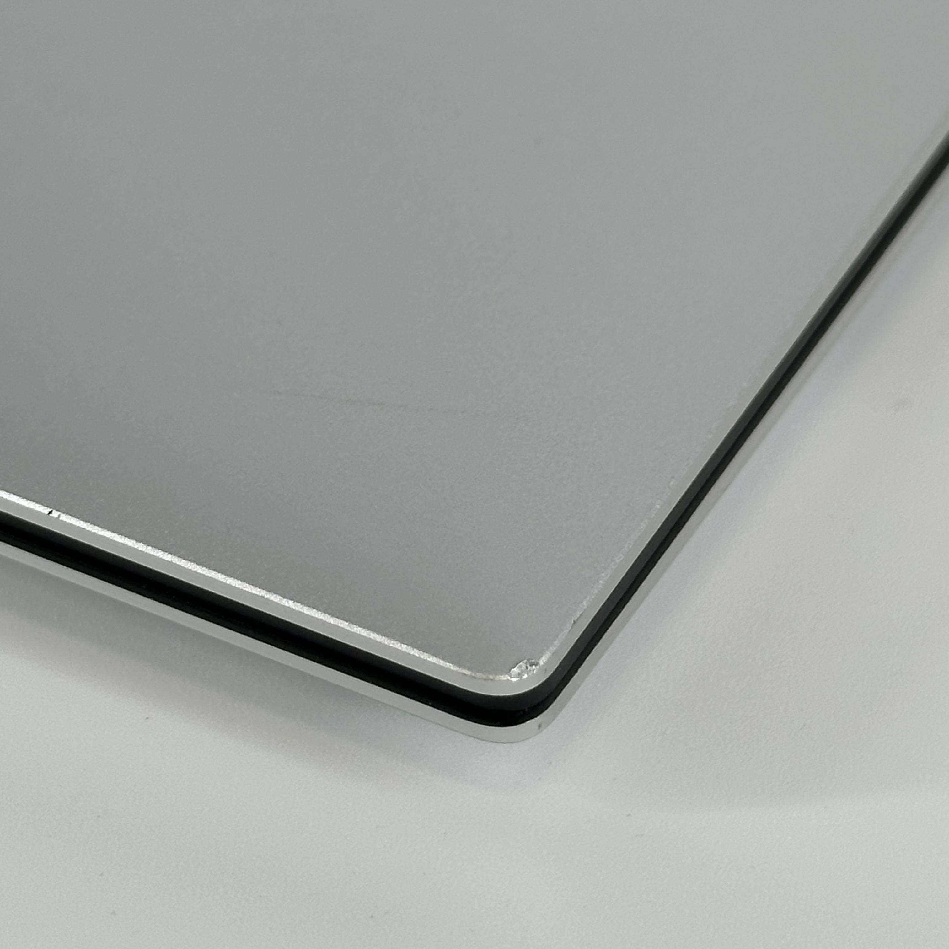 Dell XPS 15 9530 Silver 2.4 GHz Intel Core i7 13th Gen. 16GB RAM 512GB Solid State Drive NVIDIA GeForce RTX 4050 6 GB