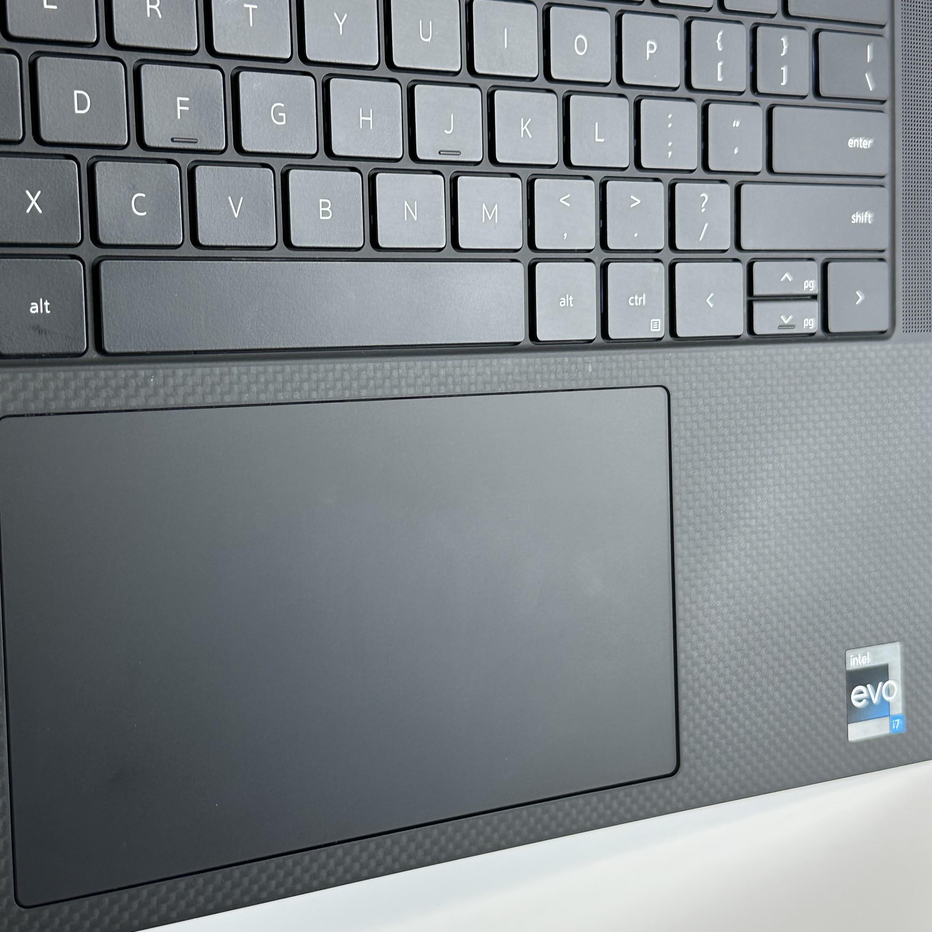 Dell XPS 15 9530 Silver 2.4 GHz Intel Core i7 13th Gen. 16GB RAM 512GB Solid State Drive NVIDIA GeForce RTX 4050 6 GB