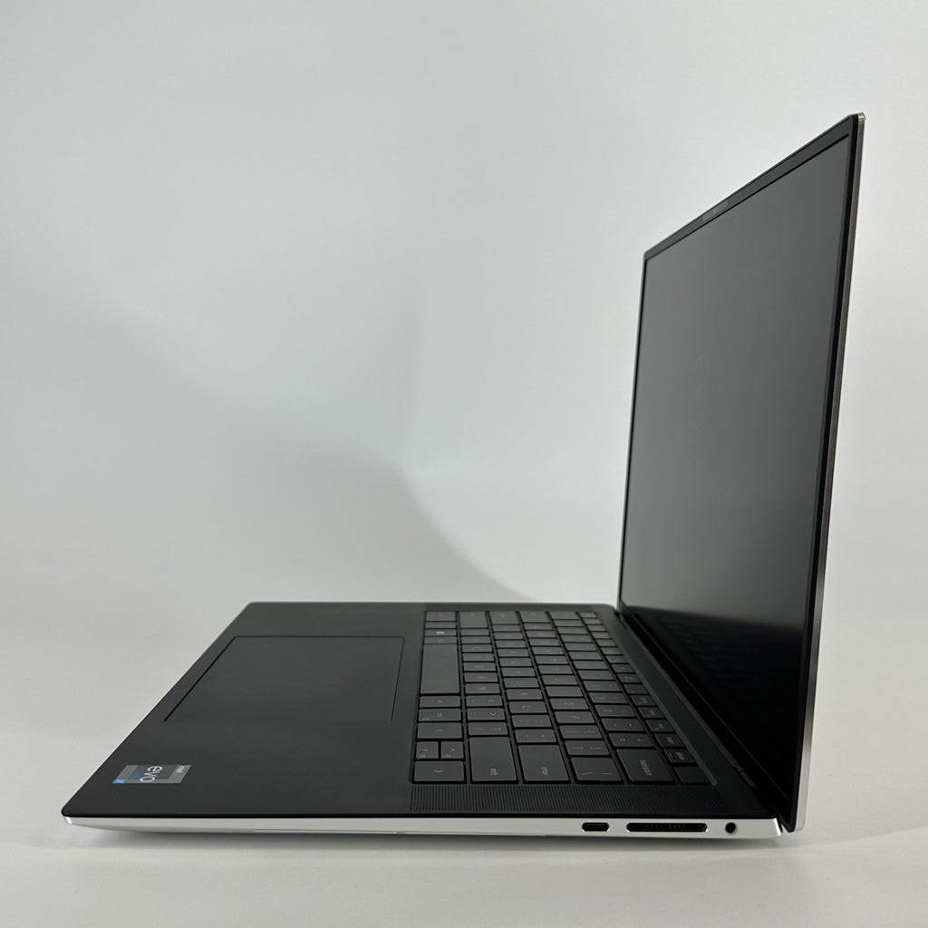 Dell XPS 15 9530 Silver 2.4 GHz Intel Core i7 13th Gen. 16GB RAM 512GB Solid State Drive NVIDIA GeForce RTX 4050 6 GB