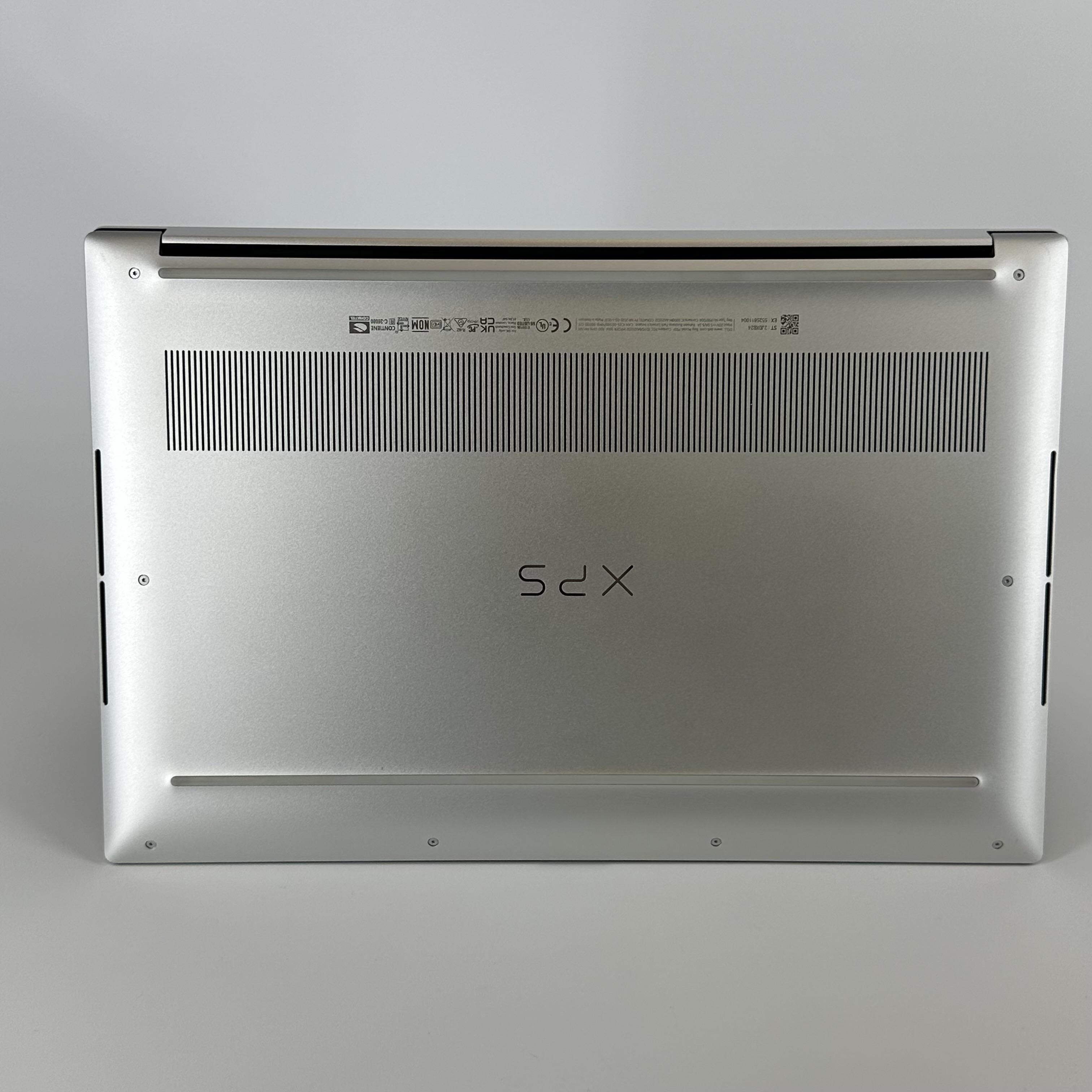 Dell XPS 15 9530 Silver 2.4 GHz Intel Core i7 13th Gen. 16GB RAM 512GB Solid State Drive NVIDIA GeForce RTX 4050 6 GB
