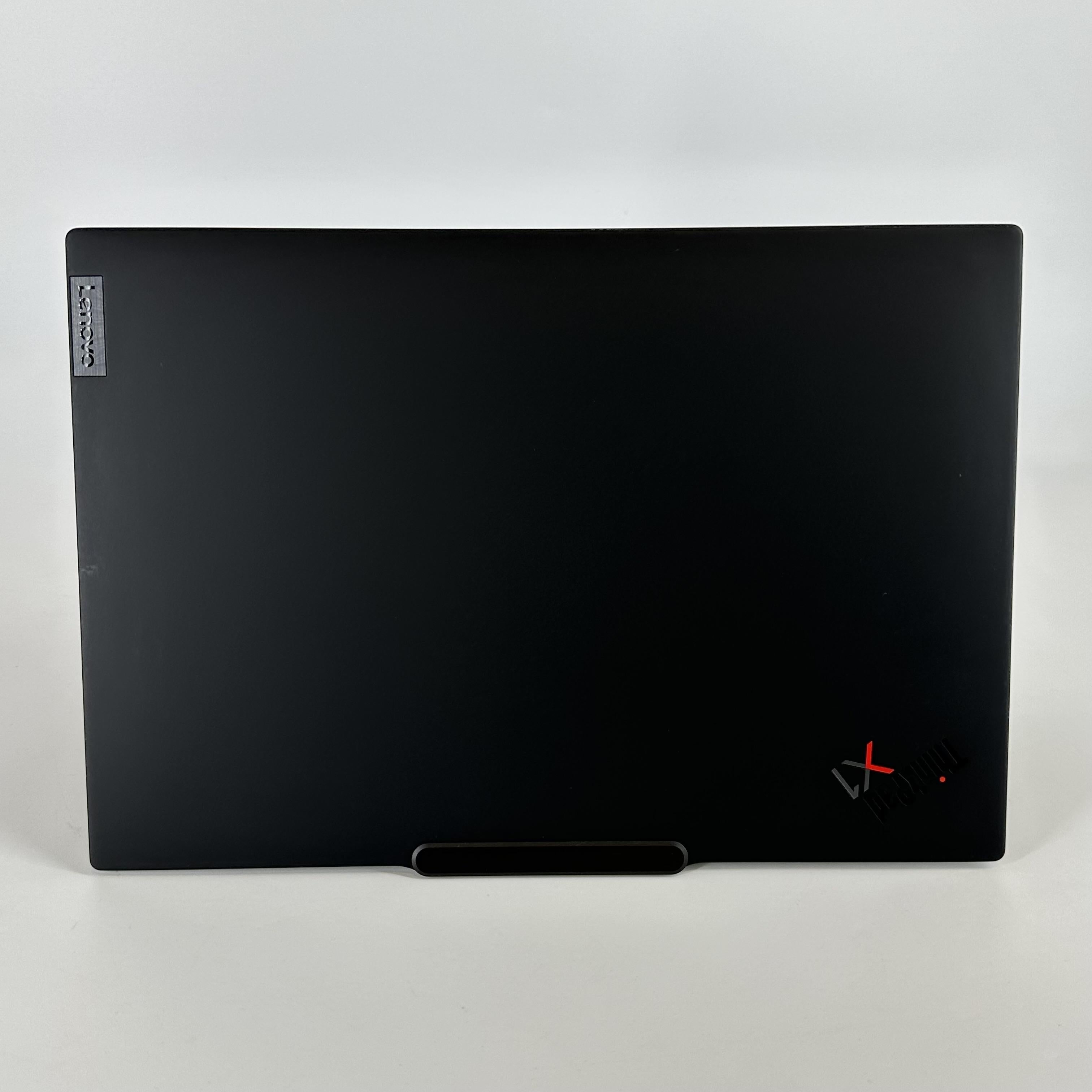 Lenovo ThinkPad X1 Carbon Gen 13 14 Black 2.2 GHz Intel Core Ultra 7 Series 2 32GB RAM 512GB Solid State Drive