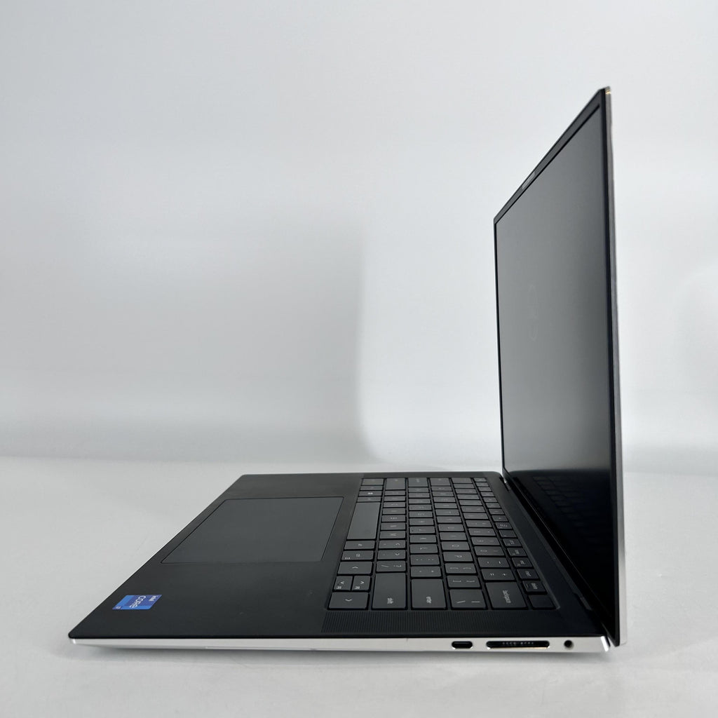 Dell XPS 15 9510 Silver 2.3 GHz Intel Core i7 11th Gen. 32GB RAM 1TB Solid State Drive NVIDIA GeForce RTX 3050 Ti 4 GB