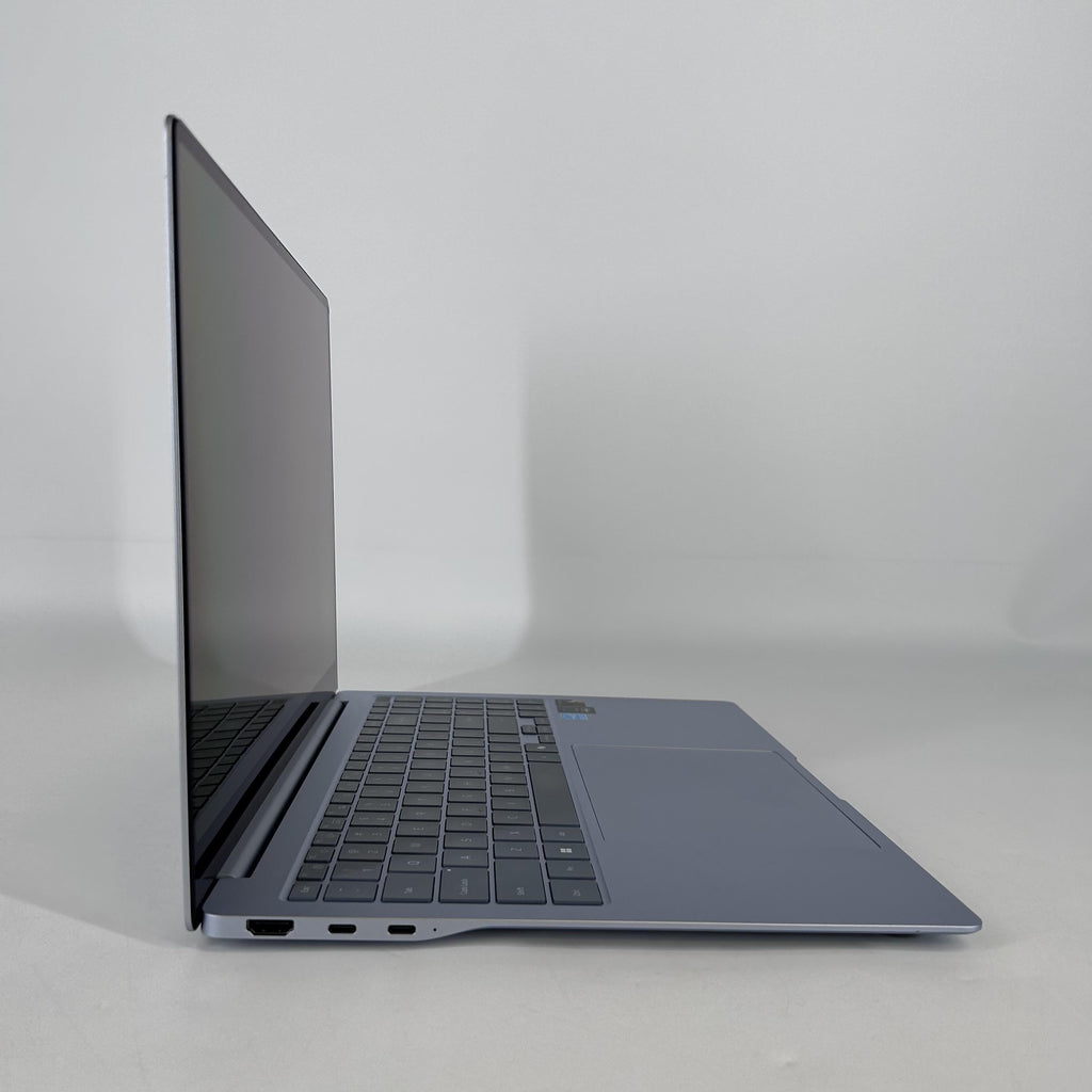 Samsung Galaxy Book4  Edge 16 Blue 3.4 GHz Qualcomm Snapdragon X Elite 16GB RAM 512GB Embedded UniversalFlashStorage