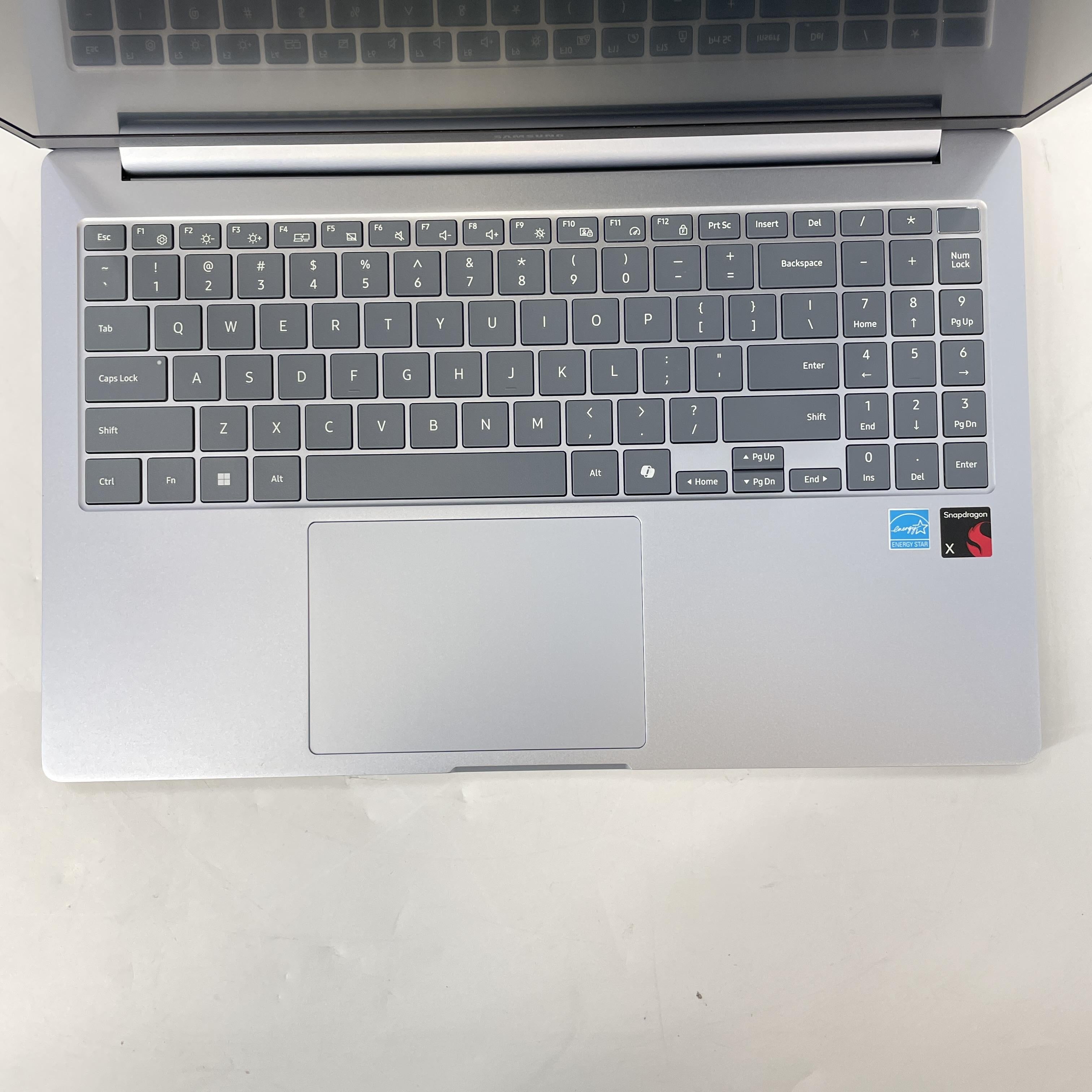 Samsung Galaxy Book4  Edge 15.6 Blue 2.9 GHz Qualcomm Snapdragon X 16GB RAM 512GB Embedded UniversalFlashStorage