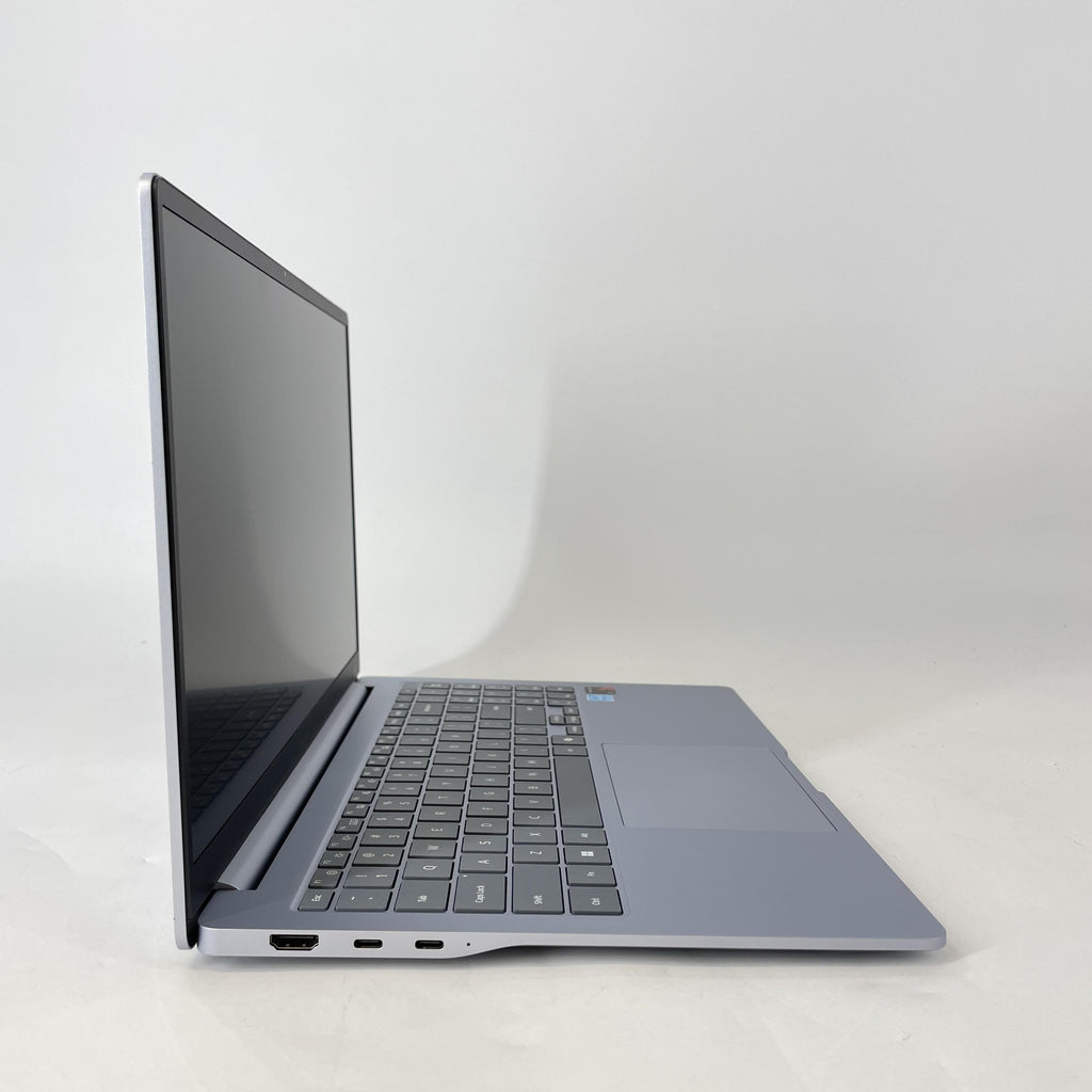 Samsung Galaxy Book4  Edge 15.6 Blue 2.9 GHz Qualcomm Snapdragon X 16GB RAM 512GB Embedded UniversalFlashStorage