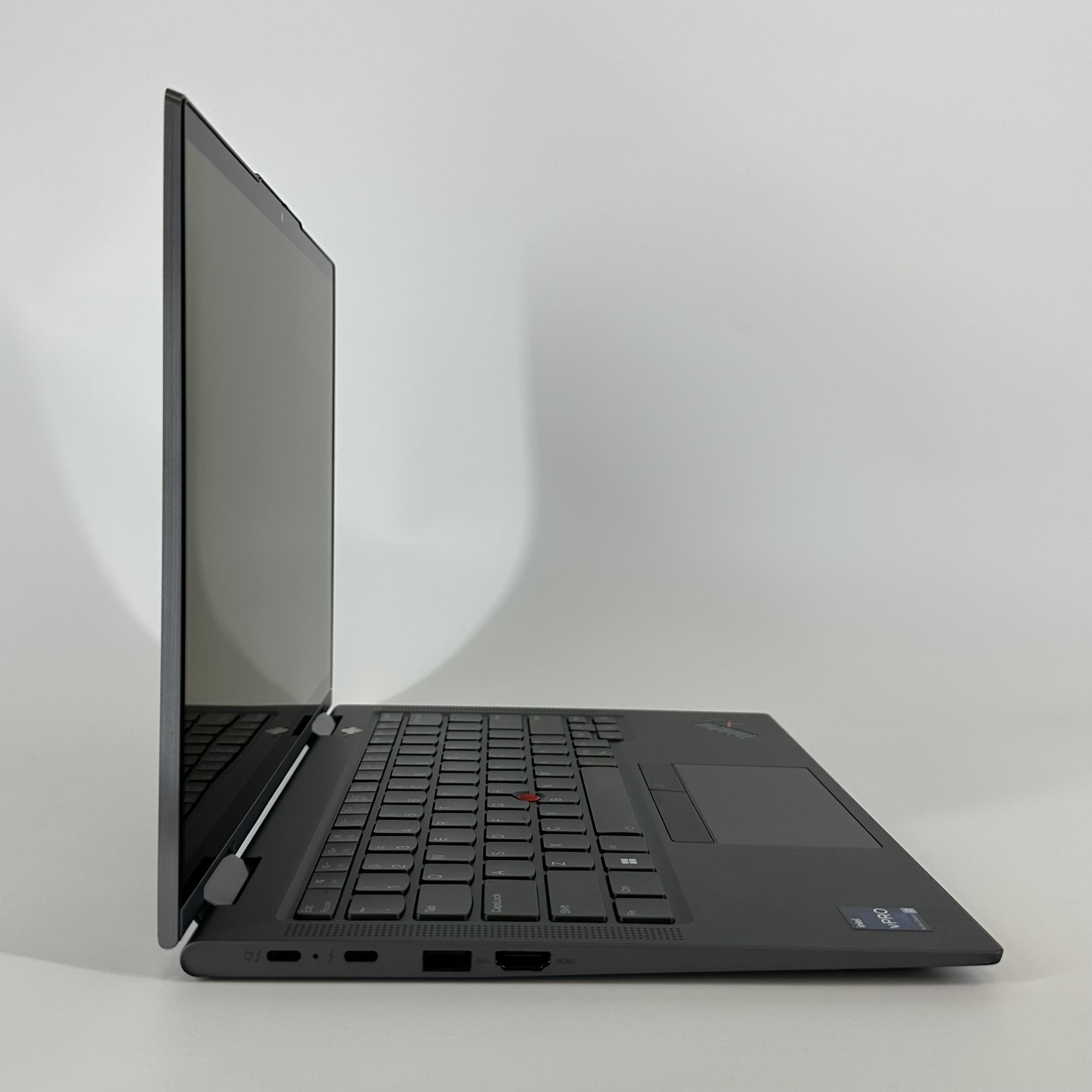 Lenovo ThinkPad X1 Yoga Gen 7 14 Gray 1.8 GHz Intel Core i7 12th Gen. 16GB RAM 512GB Solid State Drive