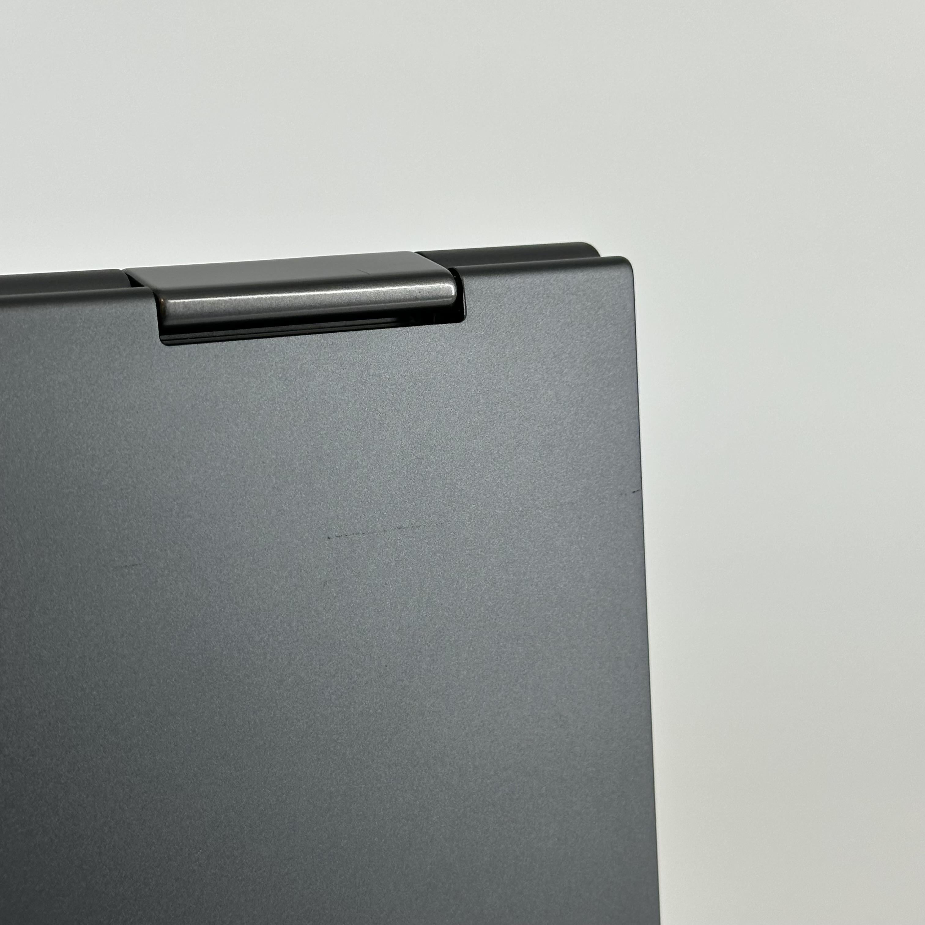 Lenovo ThinkPad X1 Yoga Gen 7 14 Gray 1.8 GHz Intel Core i7 12th Gen. 16GB RAM 512GB Solid State Drive