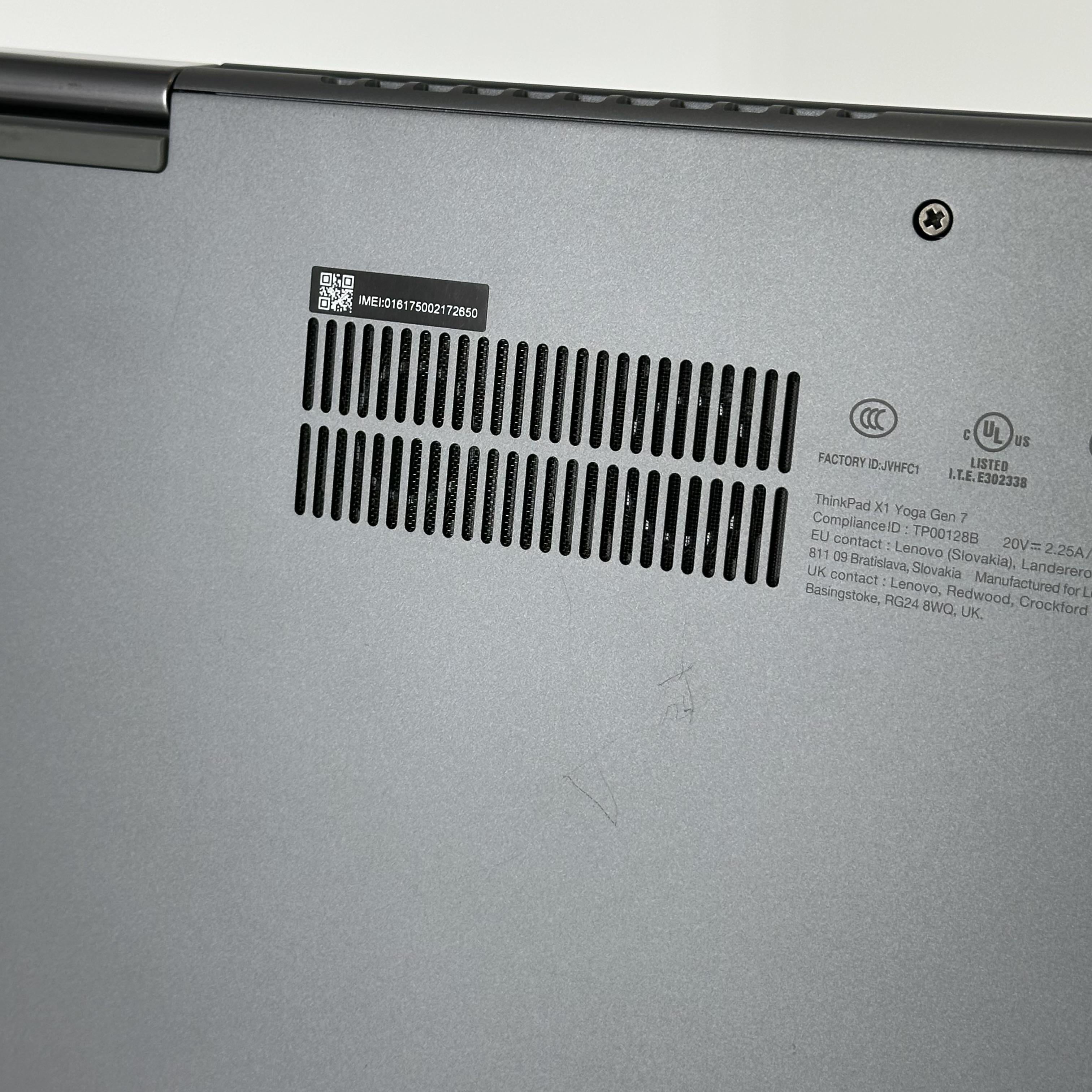 Lenovo ThinkPad X1 Yoga Gen 7 14 Gray 1.8 GHz Intel Core i7 12th Gen. 16GB RAM 512GB Solid State Drive