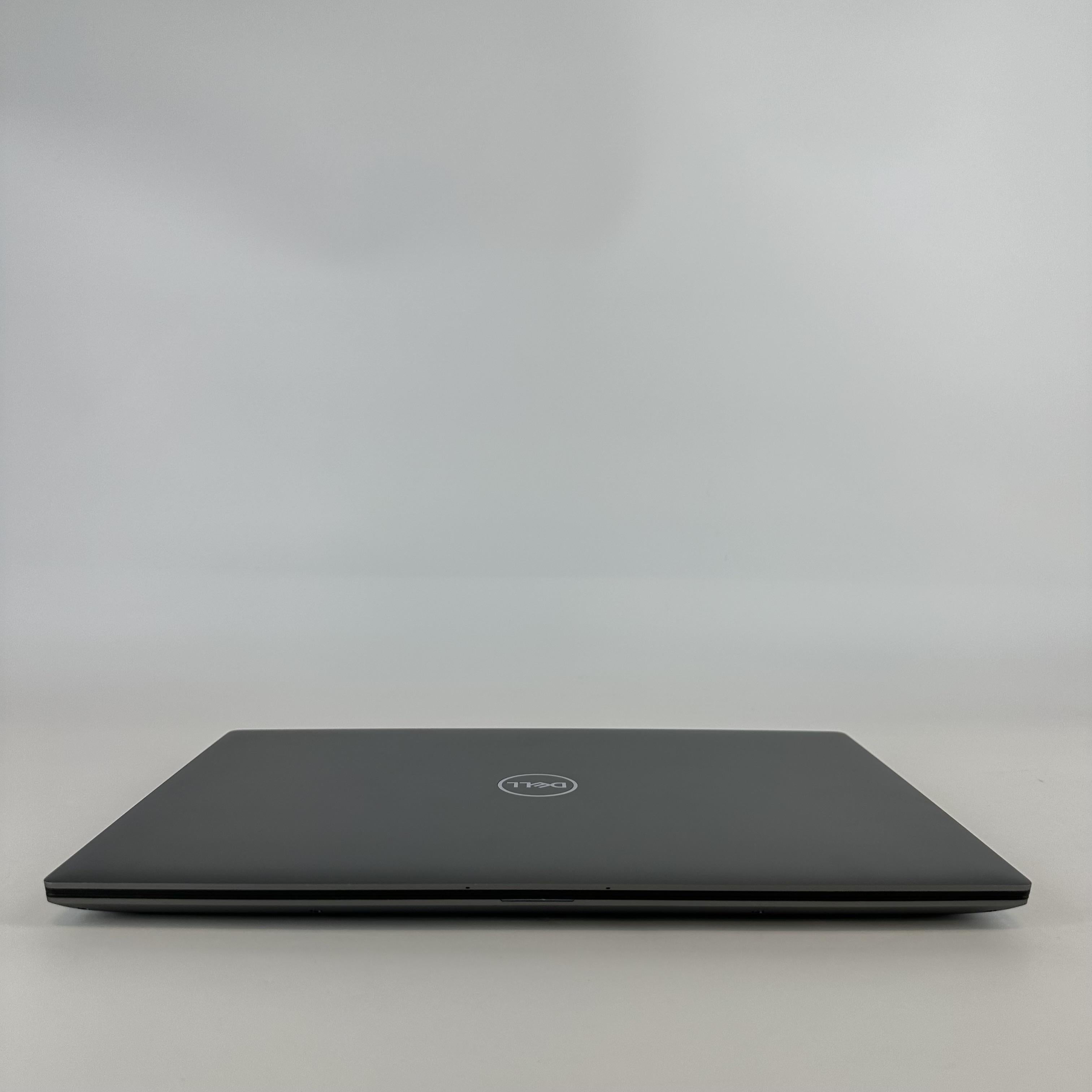 Dell Precision 5680 16 Gray 2.6 GHz Intel Core i9 13th Gen. 32GB RAM 1TB Solid State Drive NVIDIA RTX 2000 Ada 8 GB