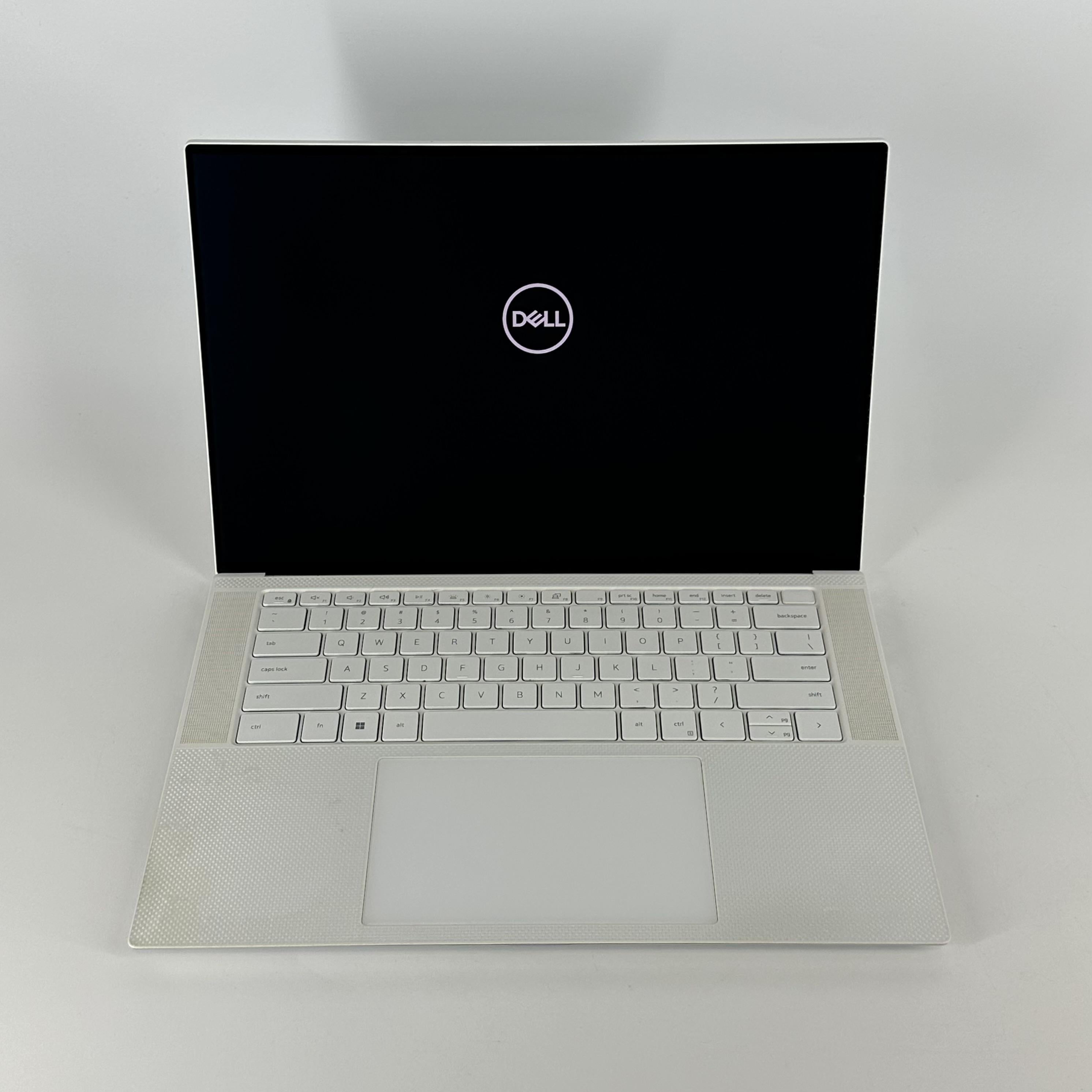 Dell XPS 15 9520 Silver 2.3 GHz Intel Core i7 12th Gen. 32GB RAM 1TB Solid State Drive NVIDIA GeForce RTX 3050 Ti 4 GB