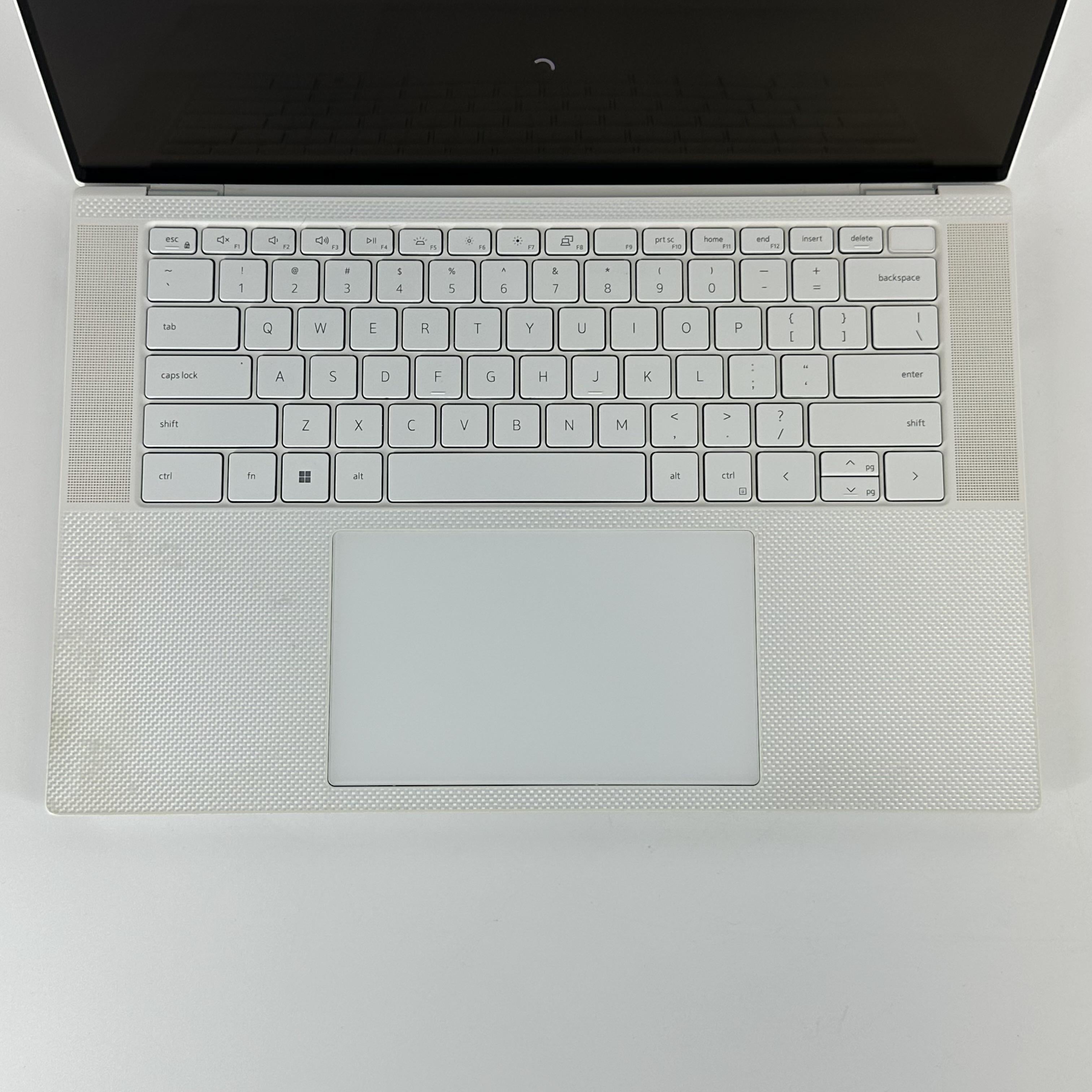Dell XPS 15 9520 Silver 2.3 GHz Intel Core i7 12th Gen. 32GB RAM 1TB Solid State Drive NVIDIA GeForce RTX 3050 Ti 4 GB
