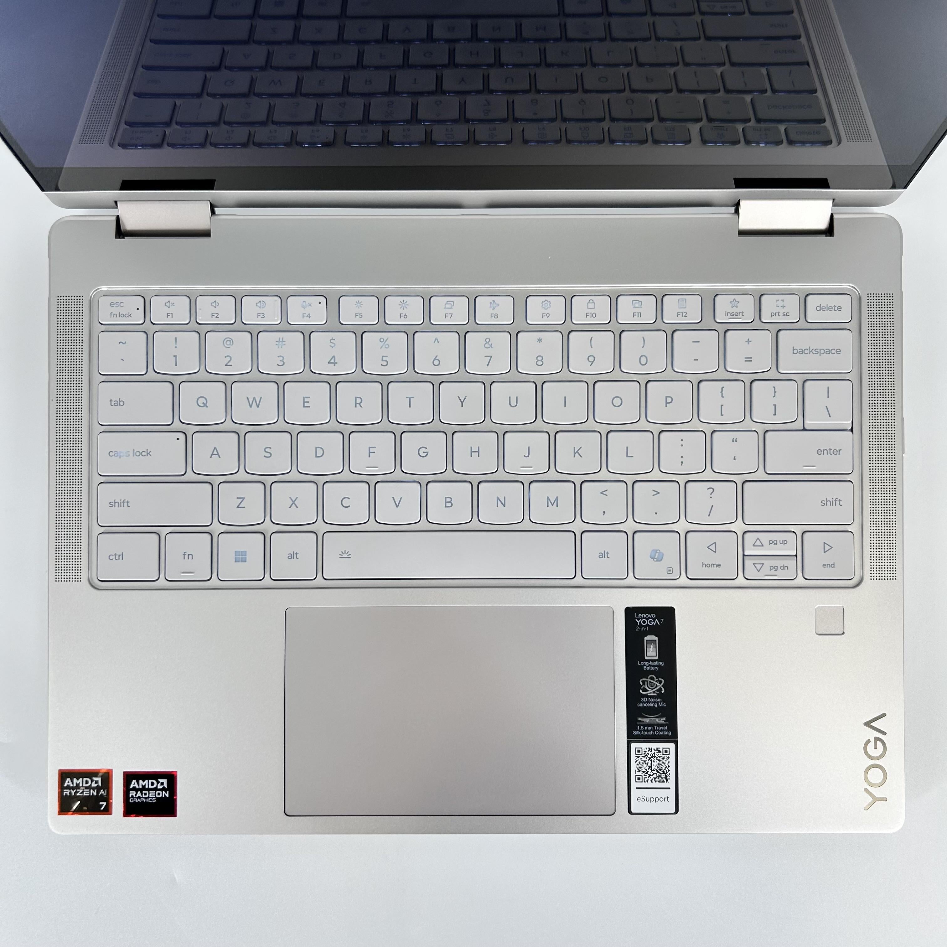 Lenovo Yoga 7 14 Silver 2.0 GHz AMD Ryzen AI 7 350 16GB RAM 1TB Solid State Drive
