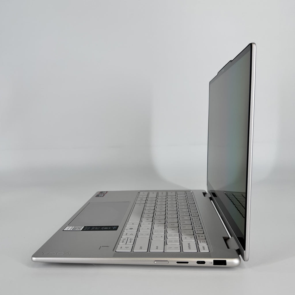 Lenovo Yoga 7 14 Silver 2.0 GHz AMD Ryzen AI 7 350 16GB RAM 1TB Solid State Drive