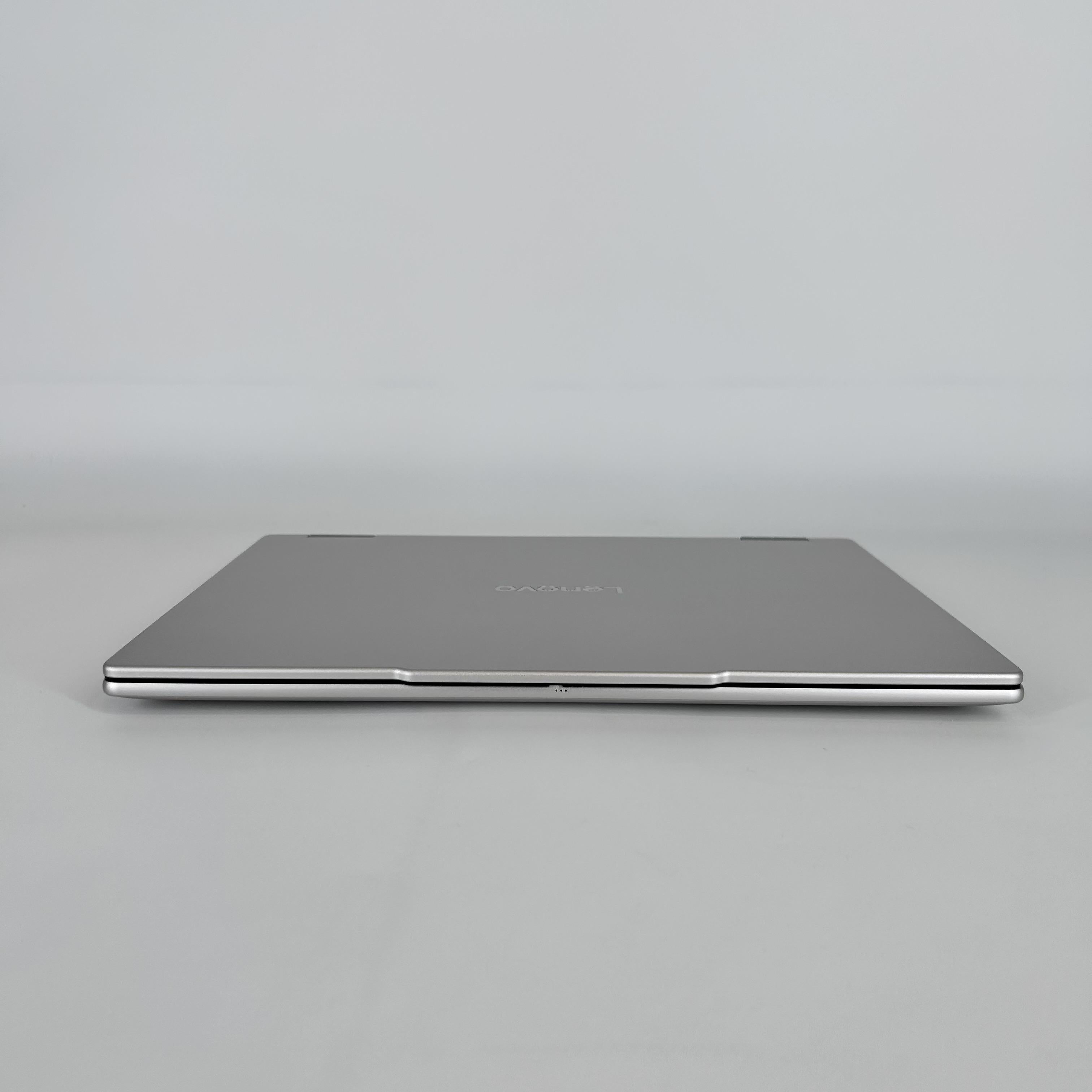 Lenovo Yoga 7 14 Silver 2.0 GHz AMD Ryzen AI 7 350 16GB RAM 1TB Solid State Drive