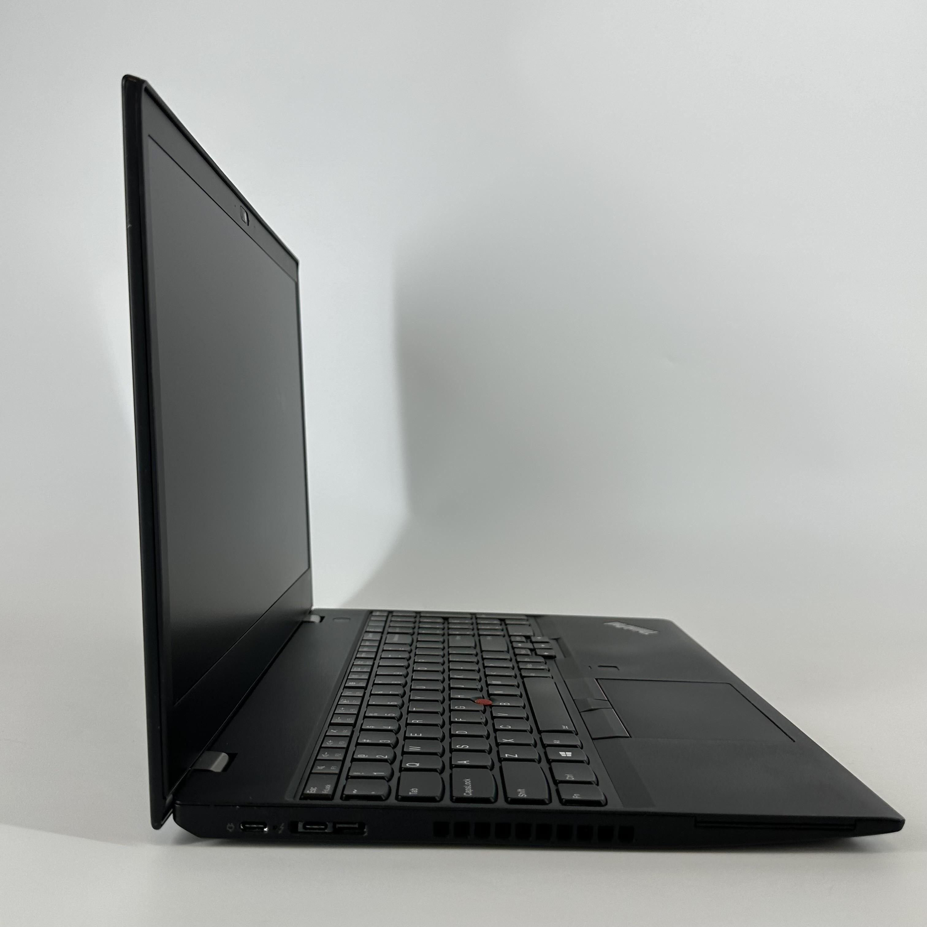 Lenovo ThinkPad P52s 15.6 Black 1.8 GHz Intel Core i7 8th Gen. 16GB RAM 512GB Solid State Drive NVIDIA Quadro P500 2 GB