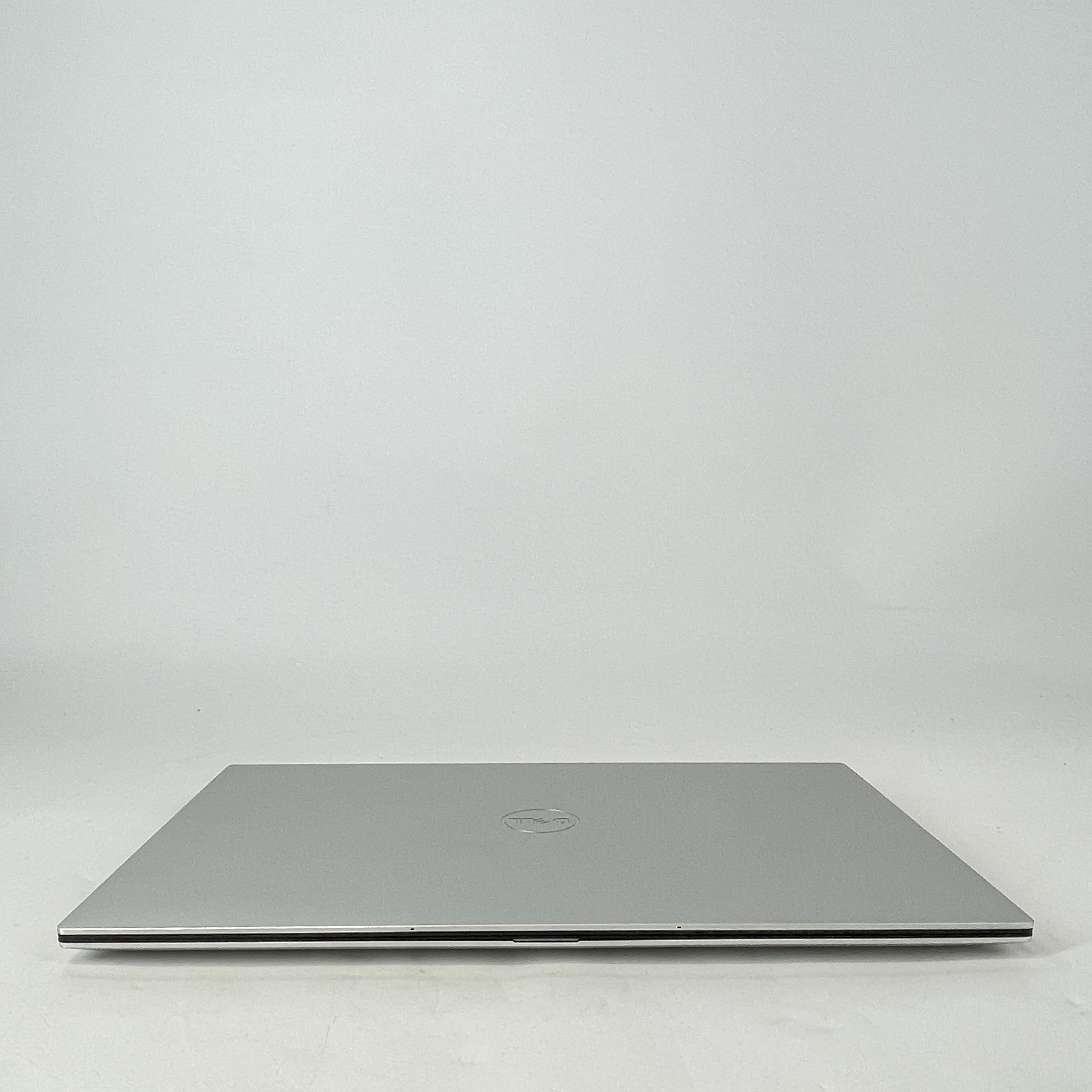Dell XPS 17 9720 Silver 2.5 GHz Intel Core i9 12th Gen. 32GB RAM 1TB Solid State Drive NVIDIA GeForce RTX 3060 6 GB