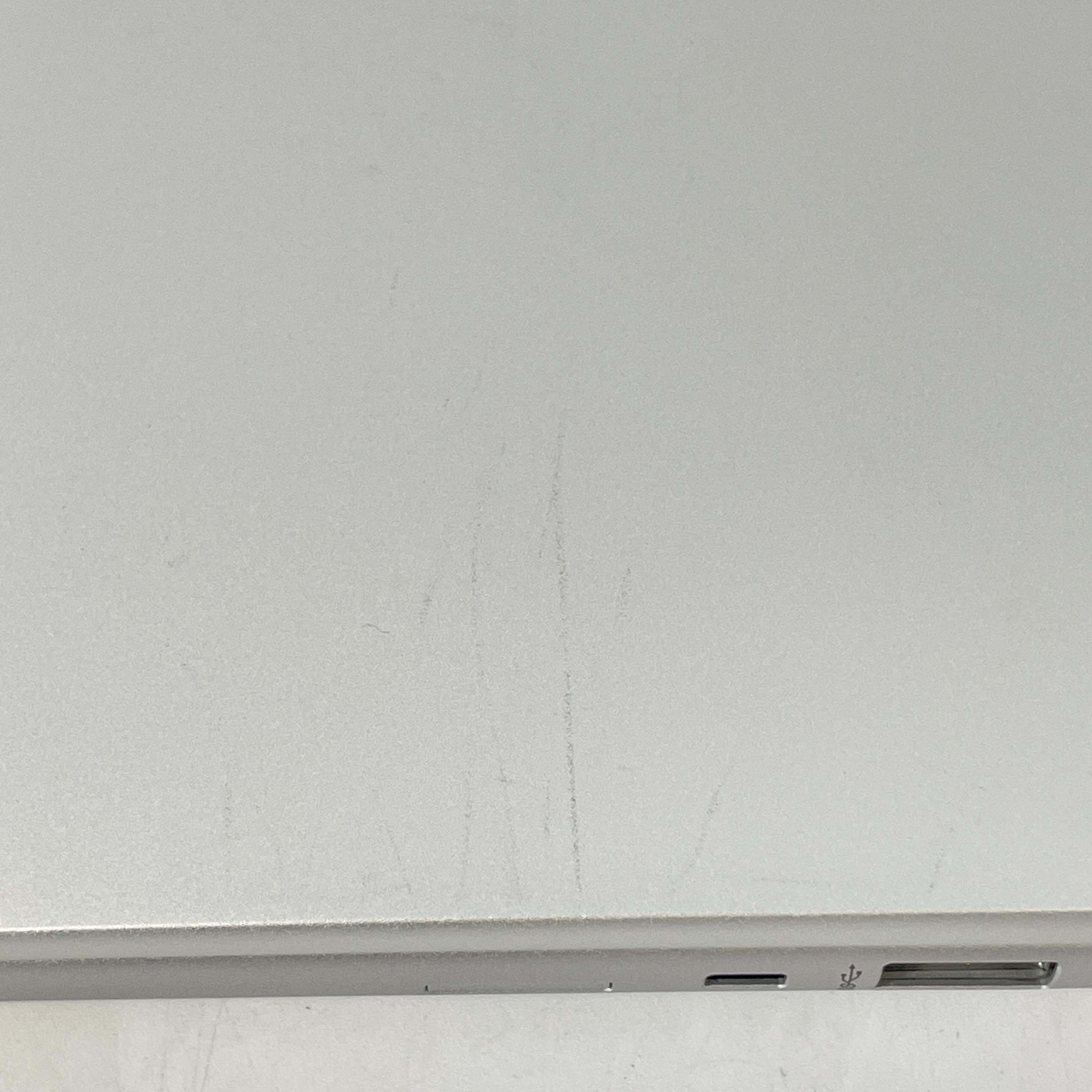 HP Elitebook 860 G9 16 Silver 1.6 GHz Intel Core i5 12th Gen. 16GB RAM 512GB Solid State Drive