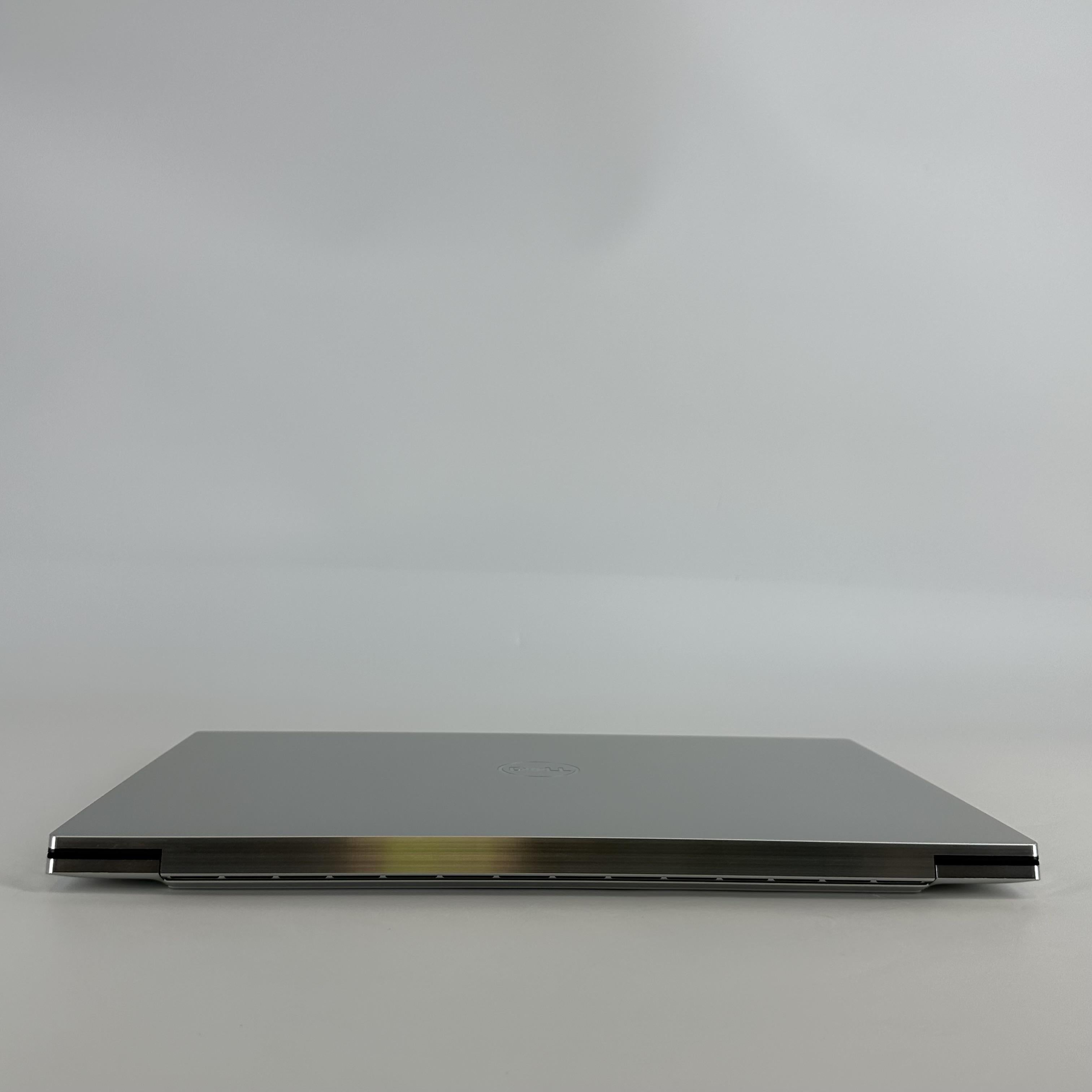 Dell XPS 17 9710 Silver 2.5 GHz Intel Core i9 11th Gen. 64GB RAM 1TB Solid State Drive NVIDIA GeForce RTX 3060 6 GB