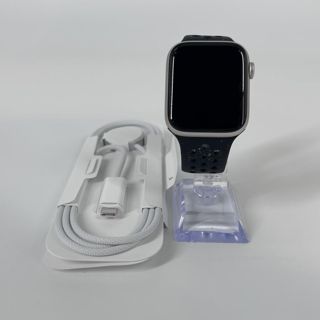 Apple Watch SE 3 44mm Starlight Unlocked 64GB