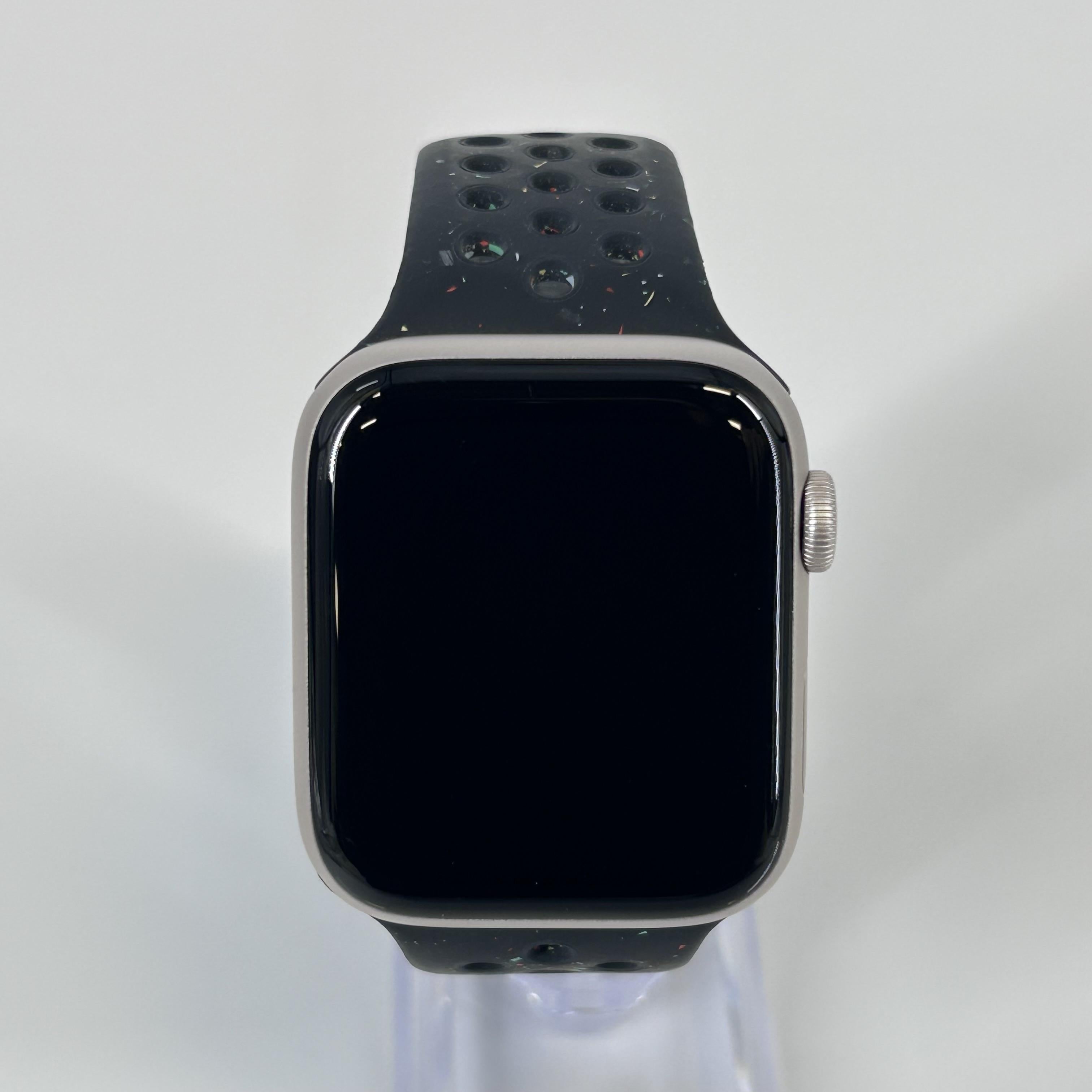 Apple Watch SE 3 44mm Starlight Unlocked 64GB
