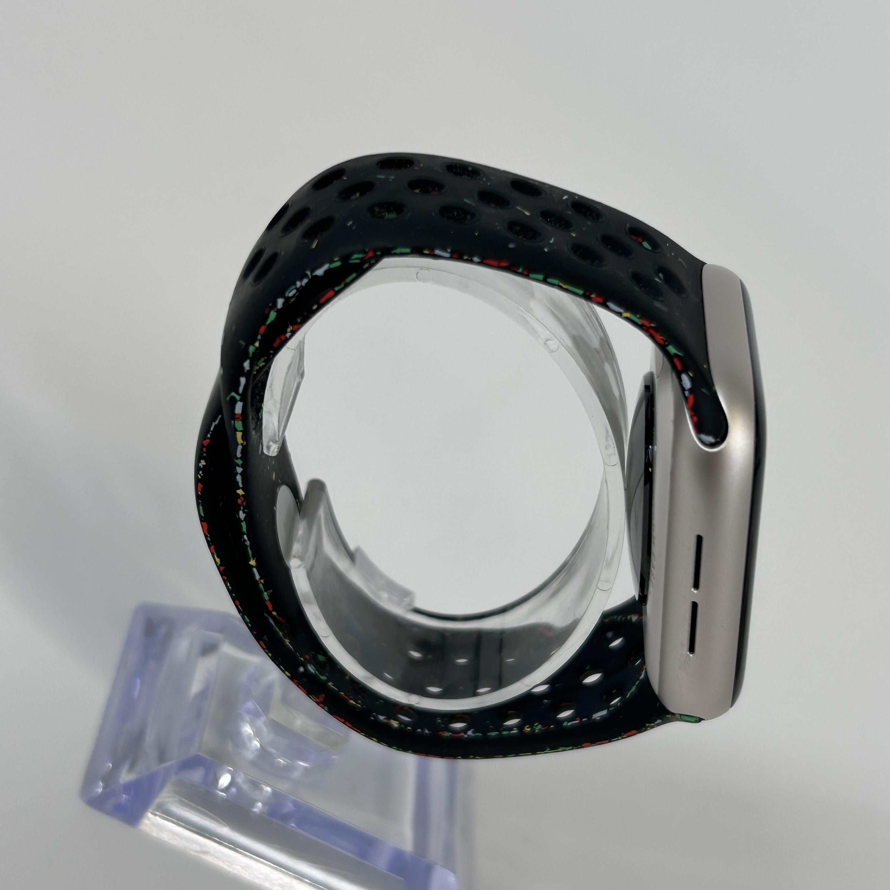 Apple Watch SE 3 44mm Starlight Unlocked 64GB