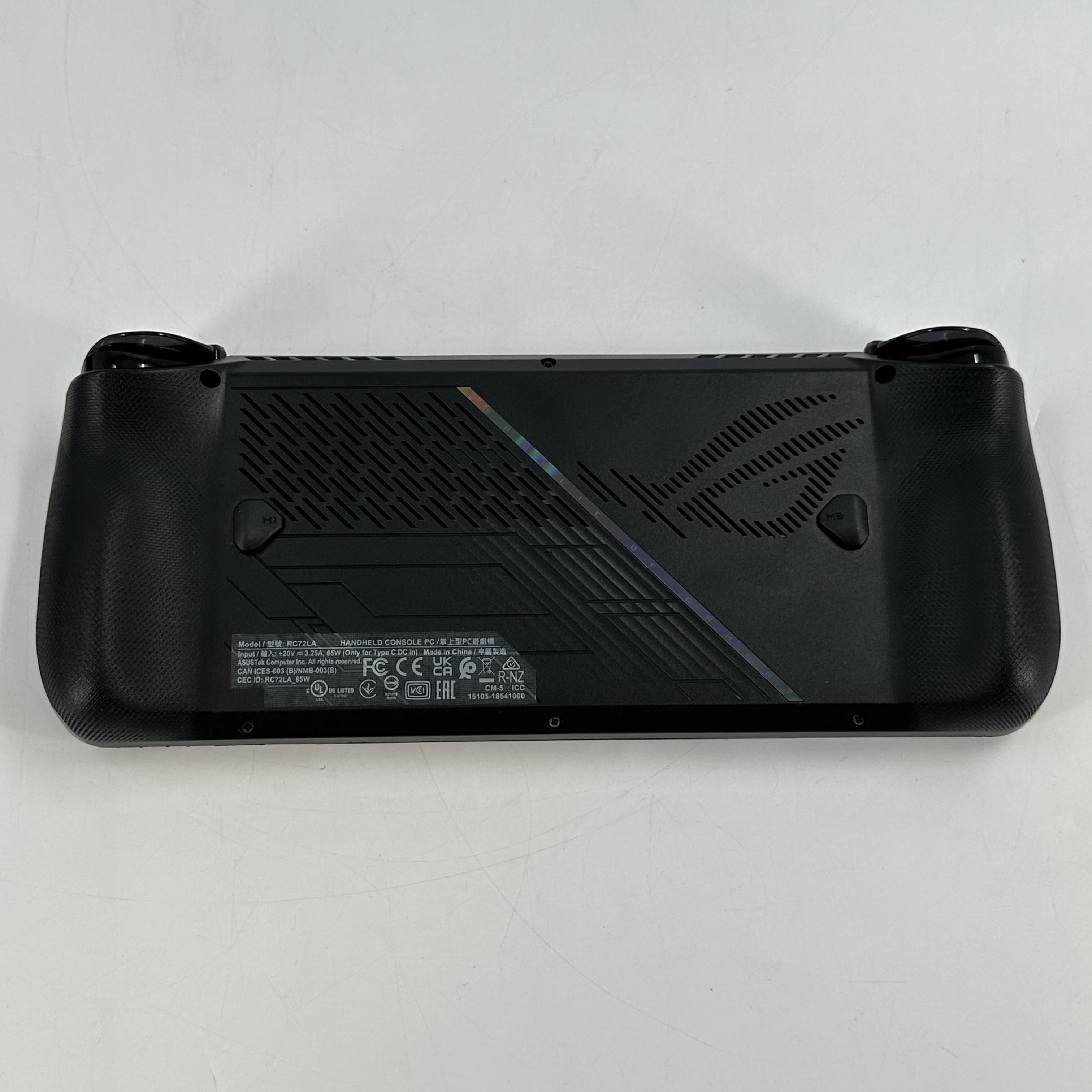 Asus ROG Ally X Black AMD Ryzen Z1 Extreme 24GB RAM 2TB Solid State Drive