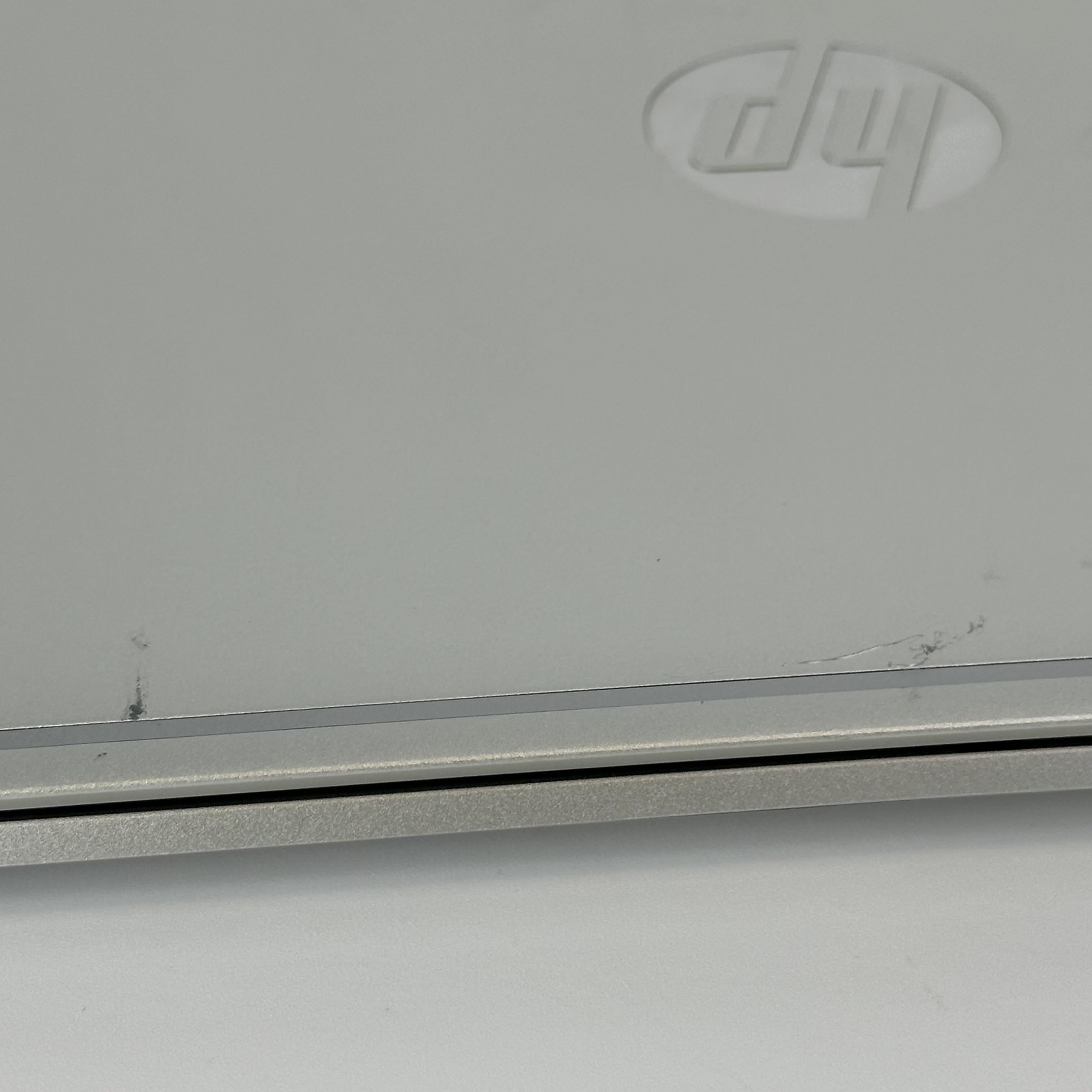 HP ProBook 455 G9 15.6 Silver 2.3 GHz AMD Ryzen 5 5625U 8GB RAM 256GB Solid State Drive