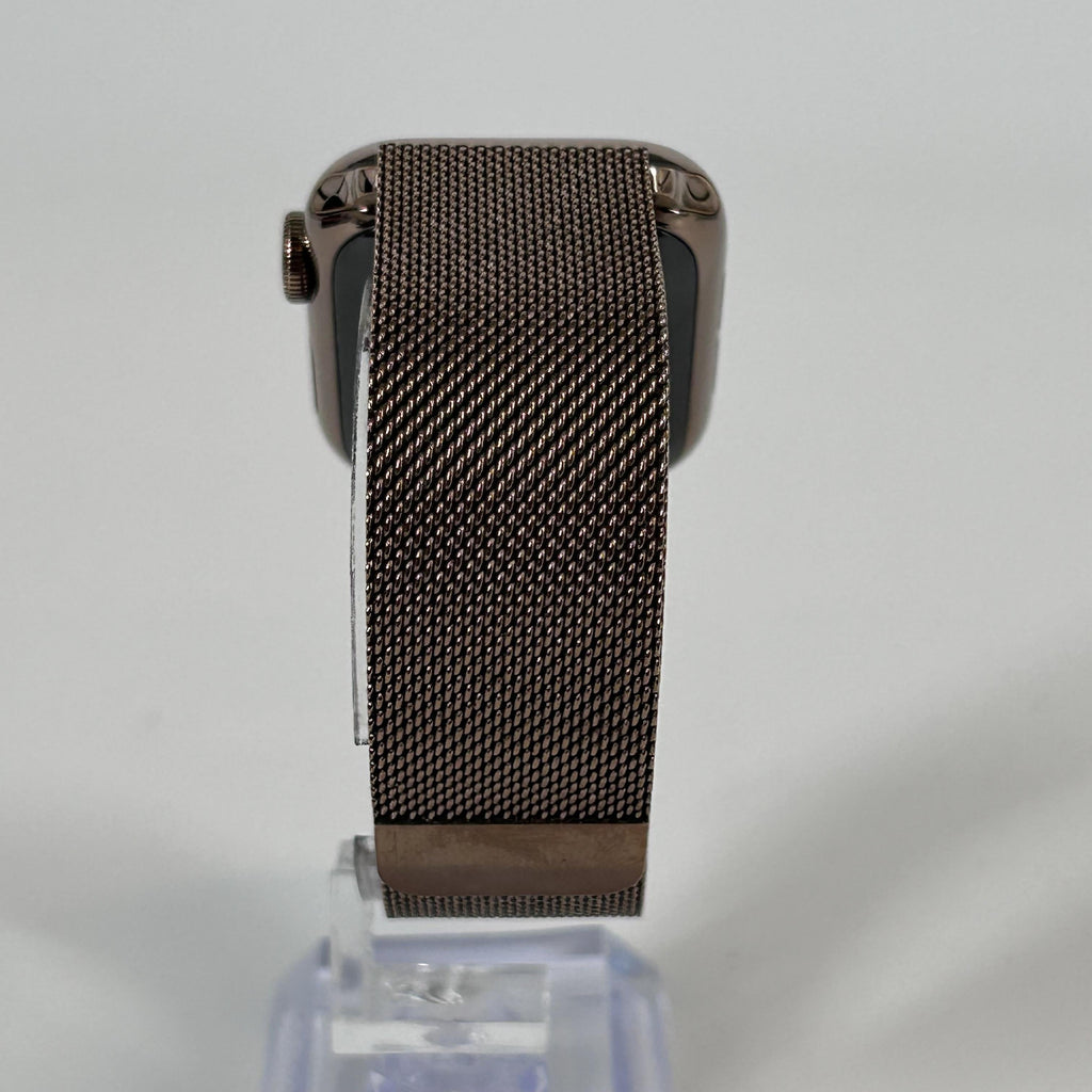 Apple Watch (Series 5) 40mm Gold Unlocked 32GB