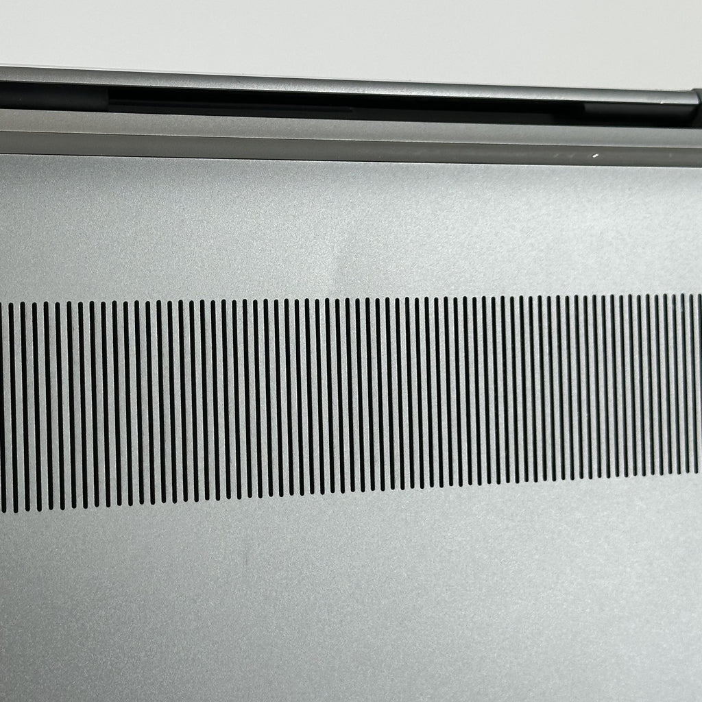 Dell Precision 5550 15.6 Gray 2.3 GHz Intel Core i7 10th Gen. 64GB RAM 2TB Solid State Drive NVIDIA Quadro T2000 4 GB