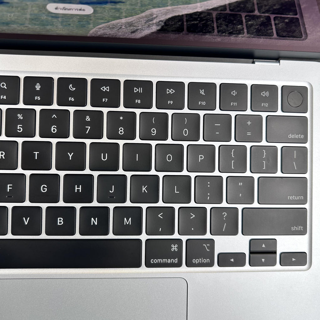 Apple MacBook Air 13 2025 Light Blue M4 10-Core CPU 16GB Unified Memory 256GB Solid State Drive 8-Core GPU