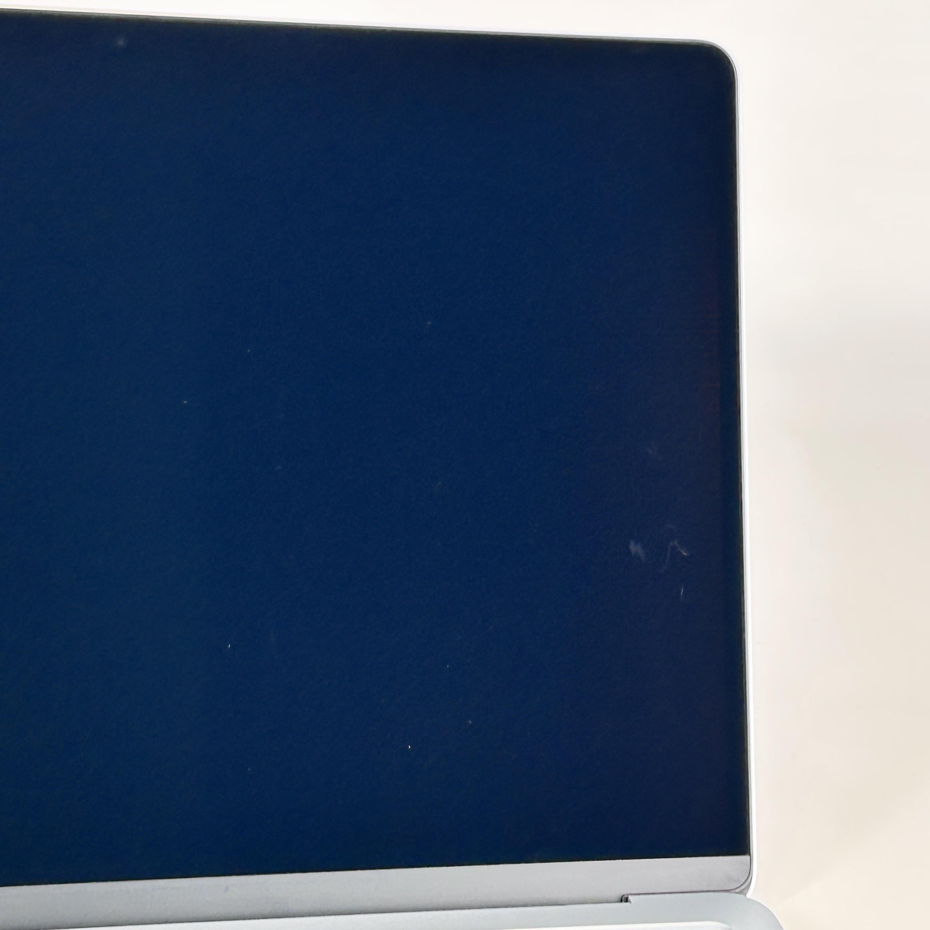 Apple MacBook Air 13 2025 Light Blue M4 10-Core CPU 16GB Unified Memory 256GB Solid State Drive 8-Core GPU