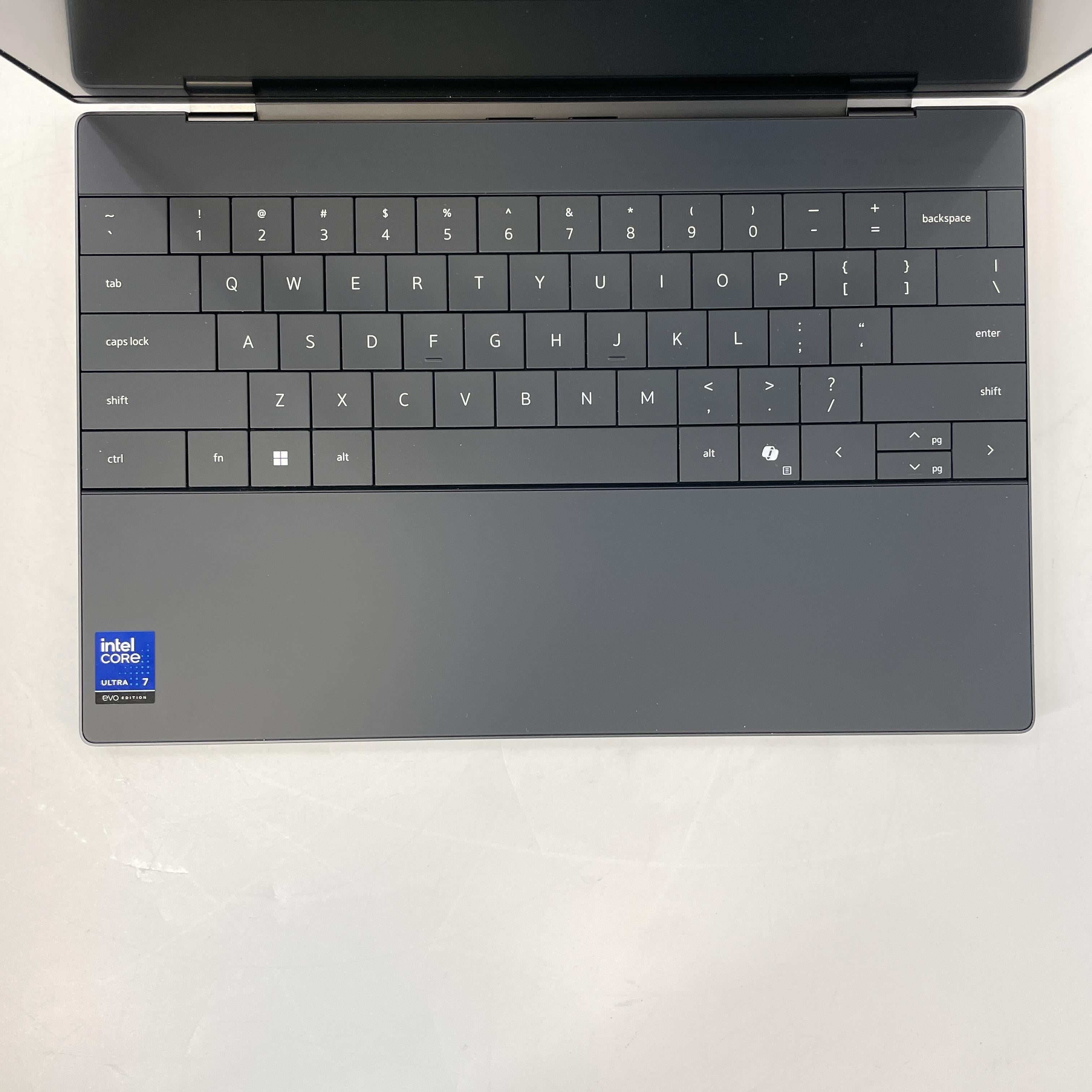Dell XPS 13 9350 Black 2.2 GHz Intel Core Ultra 7 Series 2 16GB RAM 1TB Solid State Drive