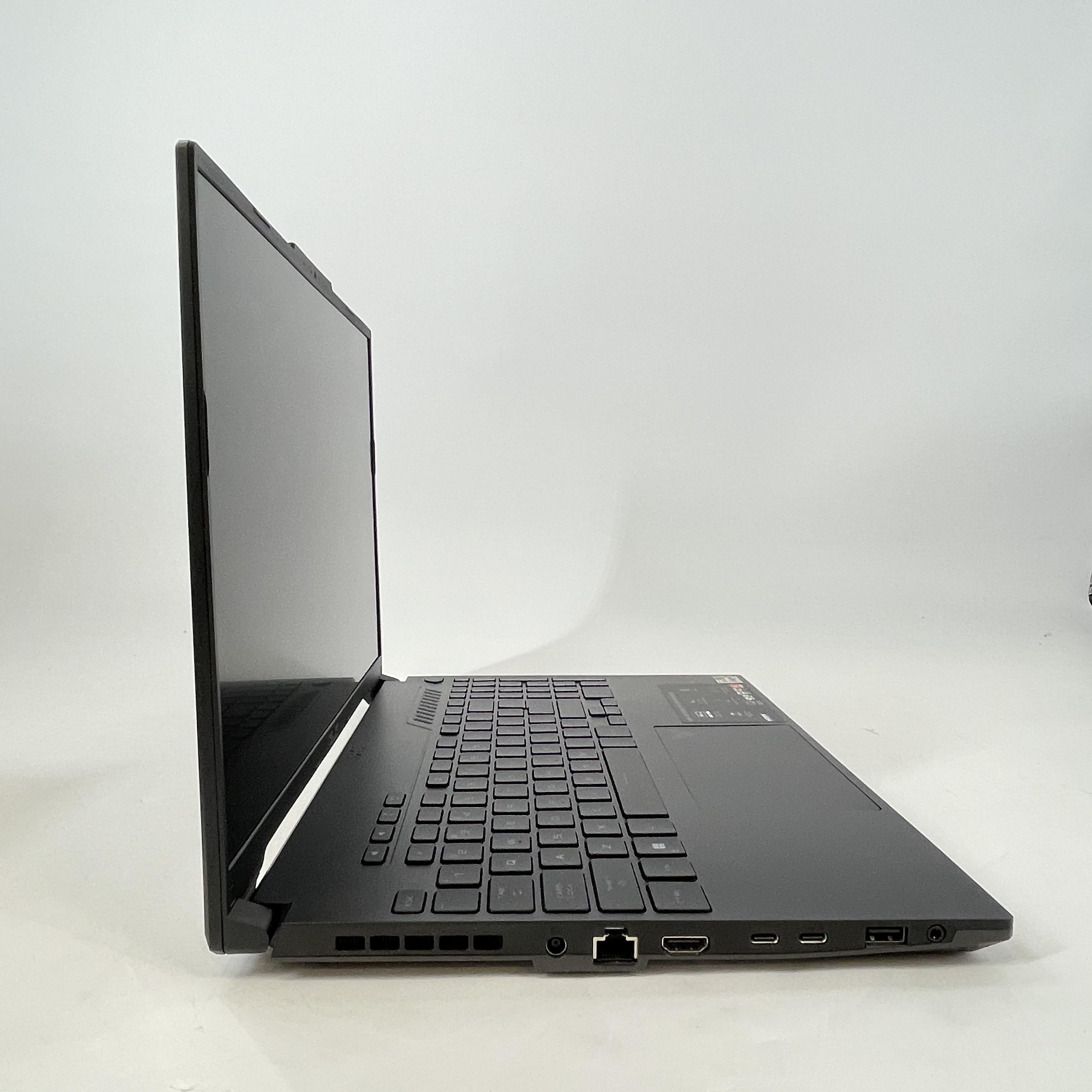 Asus TUF A16 16 Jaeger Gray 3.2 GHz AMD Ryzen 7 7735HS 16GB RAM 512GB Solid State Drive AMD Radeon RX 7700S 8 GB