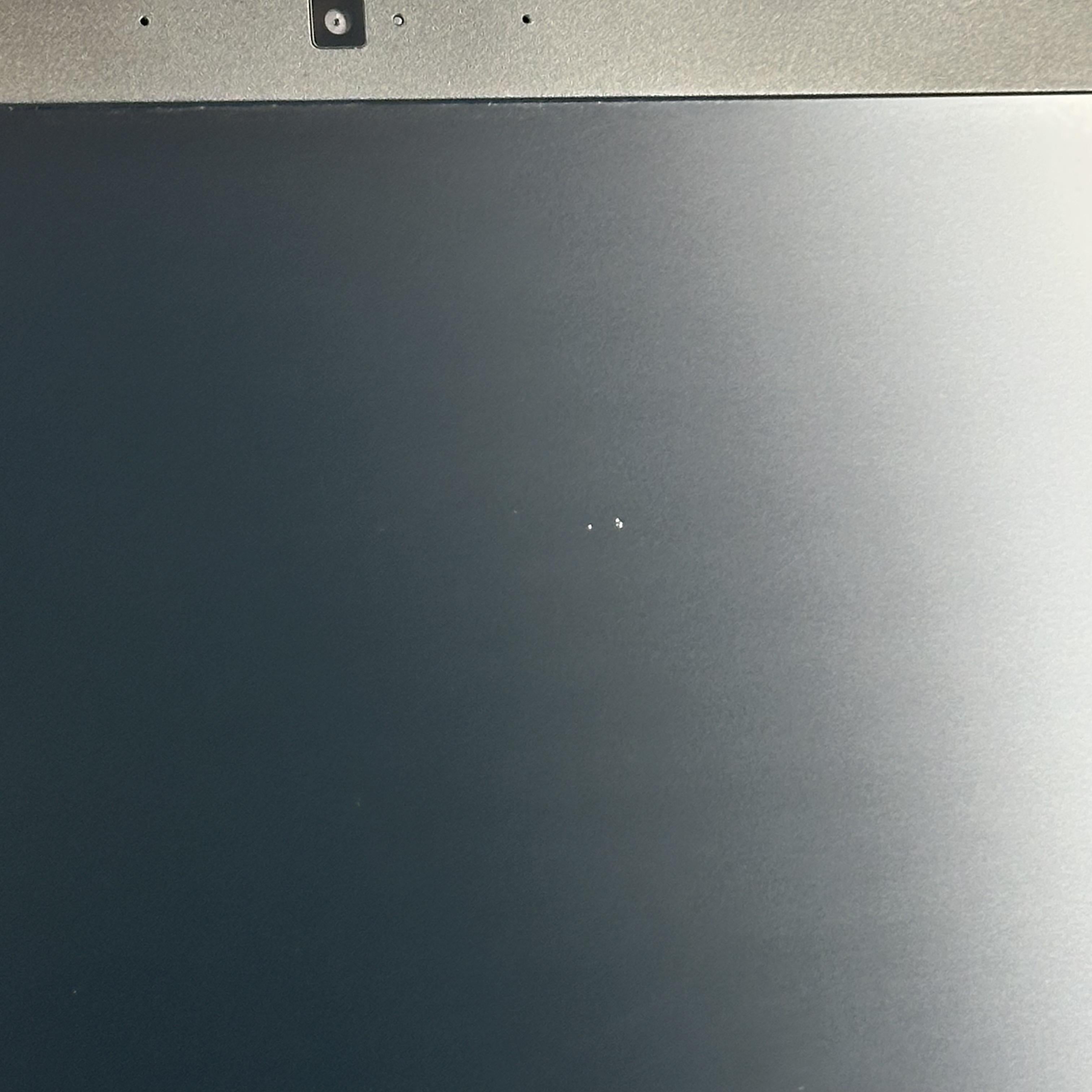 Dell Latitude E7270 13 Black 2.4 GHz Intel Core i5 6th Gen. 4GB RAM 128GB Solid State Drive