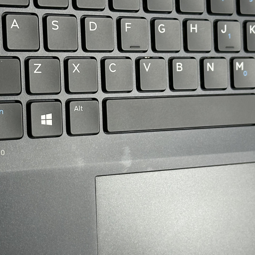 Dell Latitude E7270 13 Black 2.4 GHz Intel Core i5 6th Gen. 4GB RAM 128GB Solid State Drive